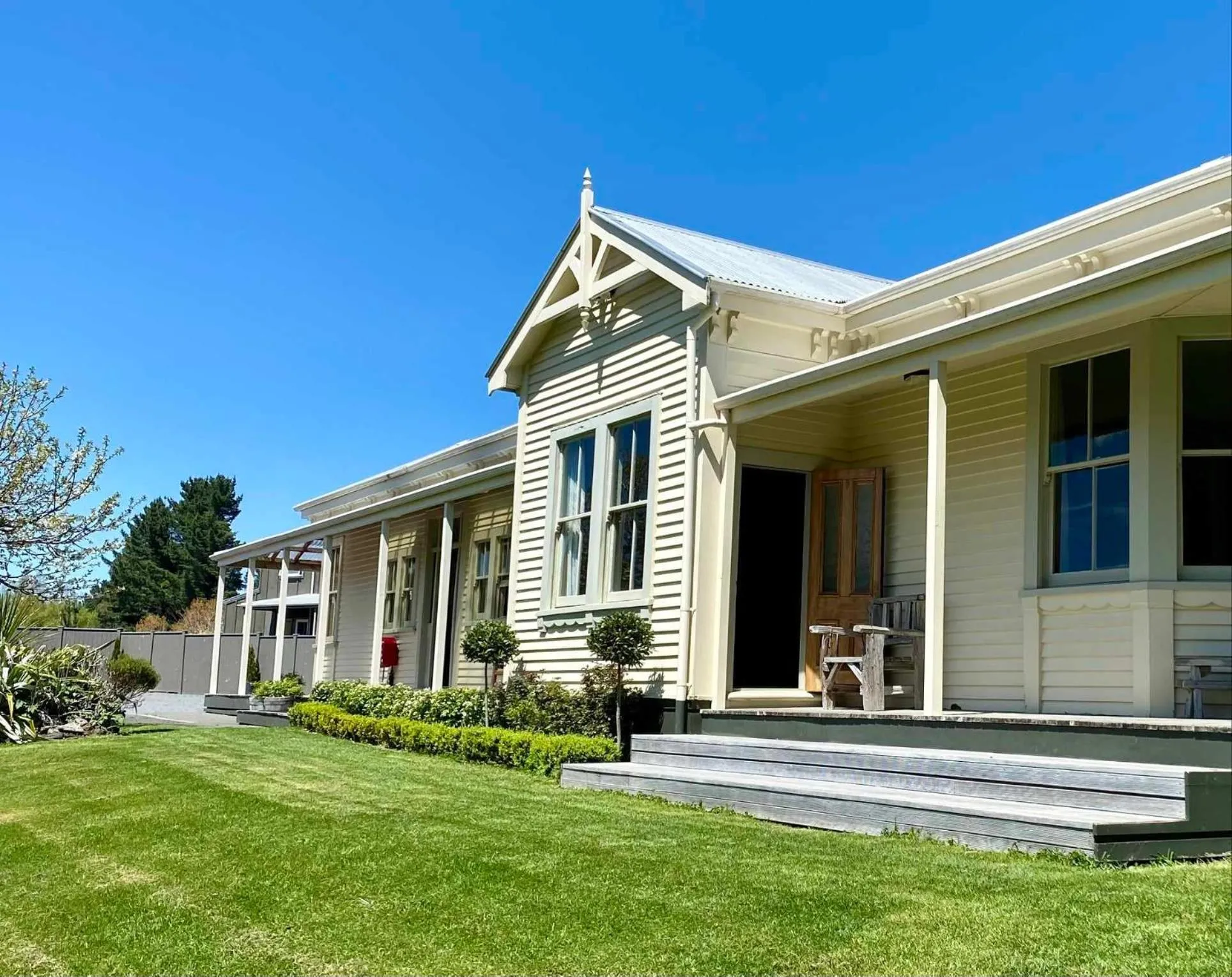 Station Lodge