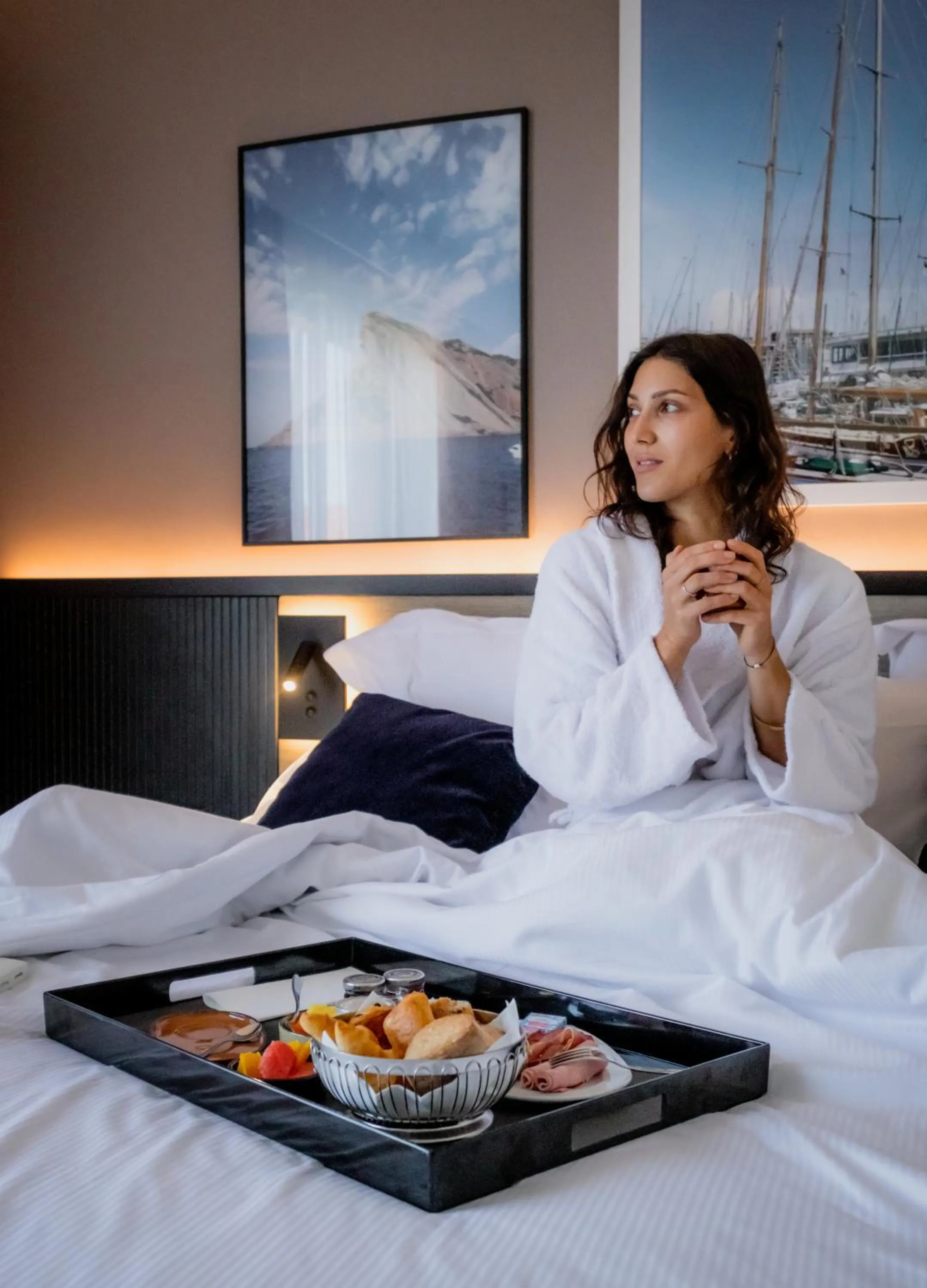 Breakfast, Bed in Hôtel Villa Massalia