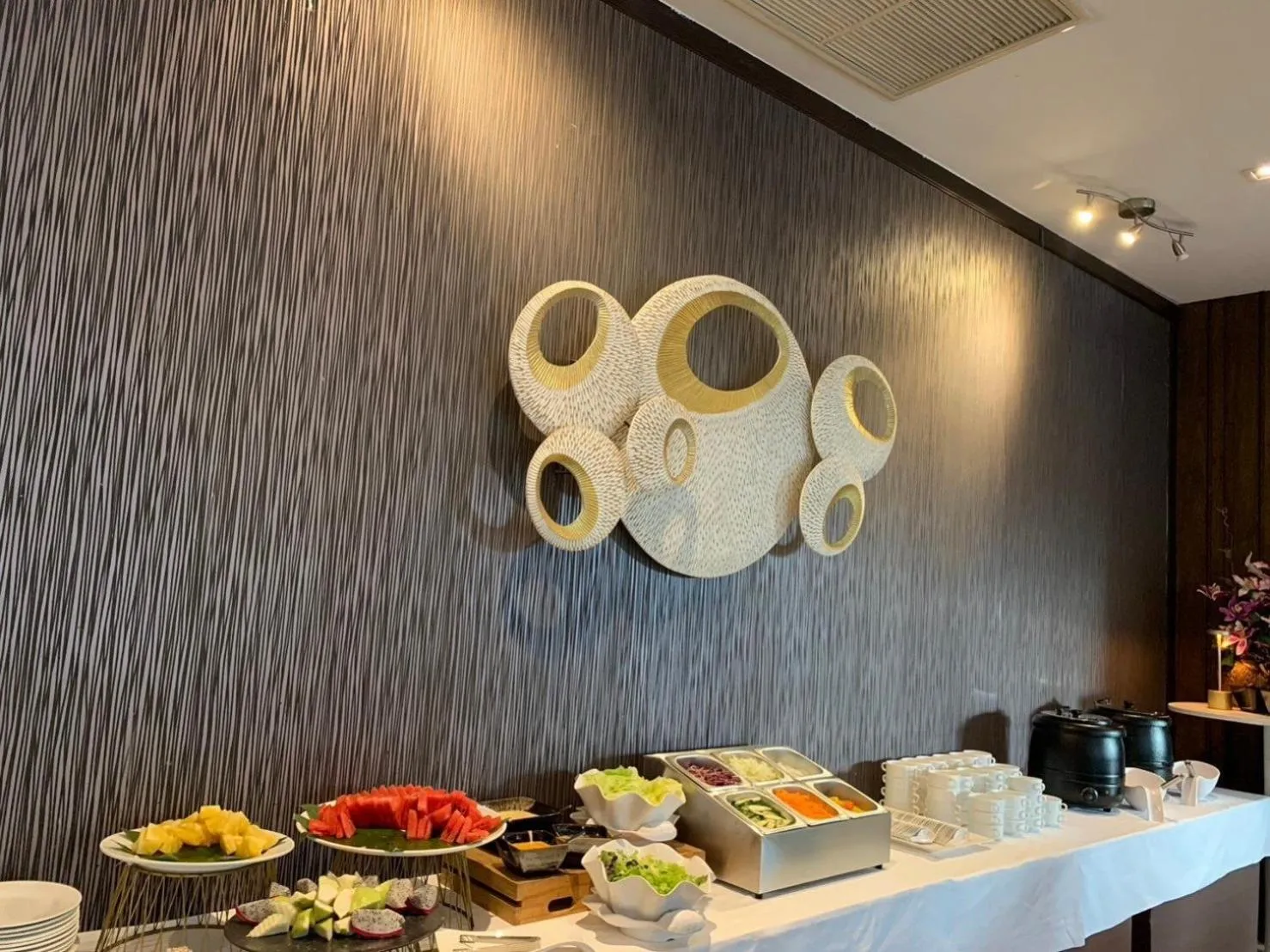 Breakfast in Sky dome resotel - โรงแรมสกายโดม รีโซเทล