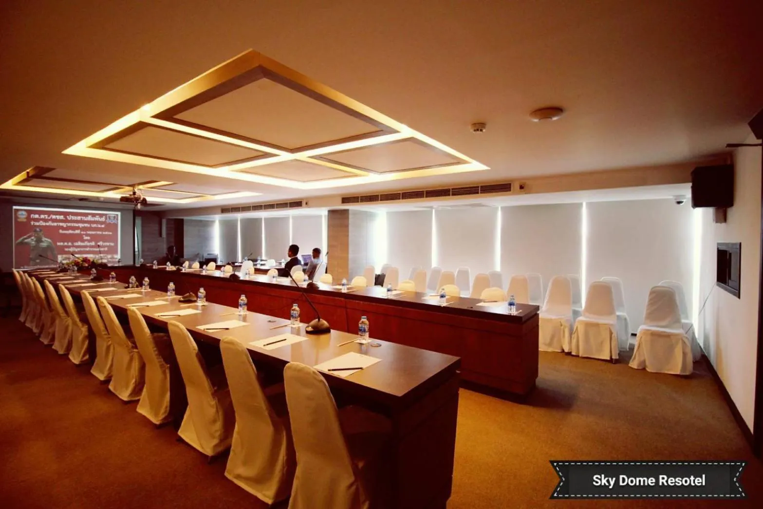 Meeting/conference room in Sky dome resotel - โรงแรมสกายโดม รีโซเทล