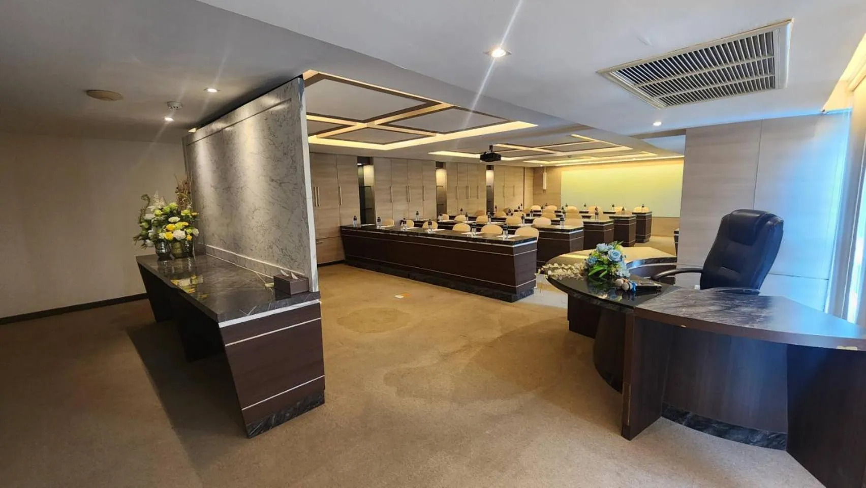 Meeting/conference room in Sky dome resotel - โรงแรมสกายโดม รีโซเทล