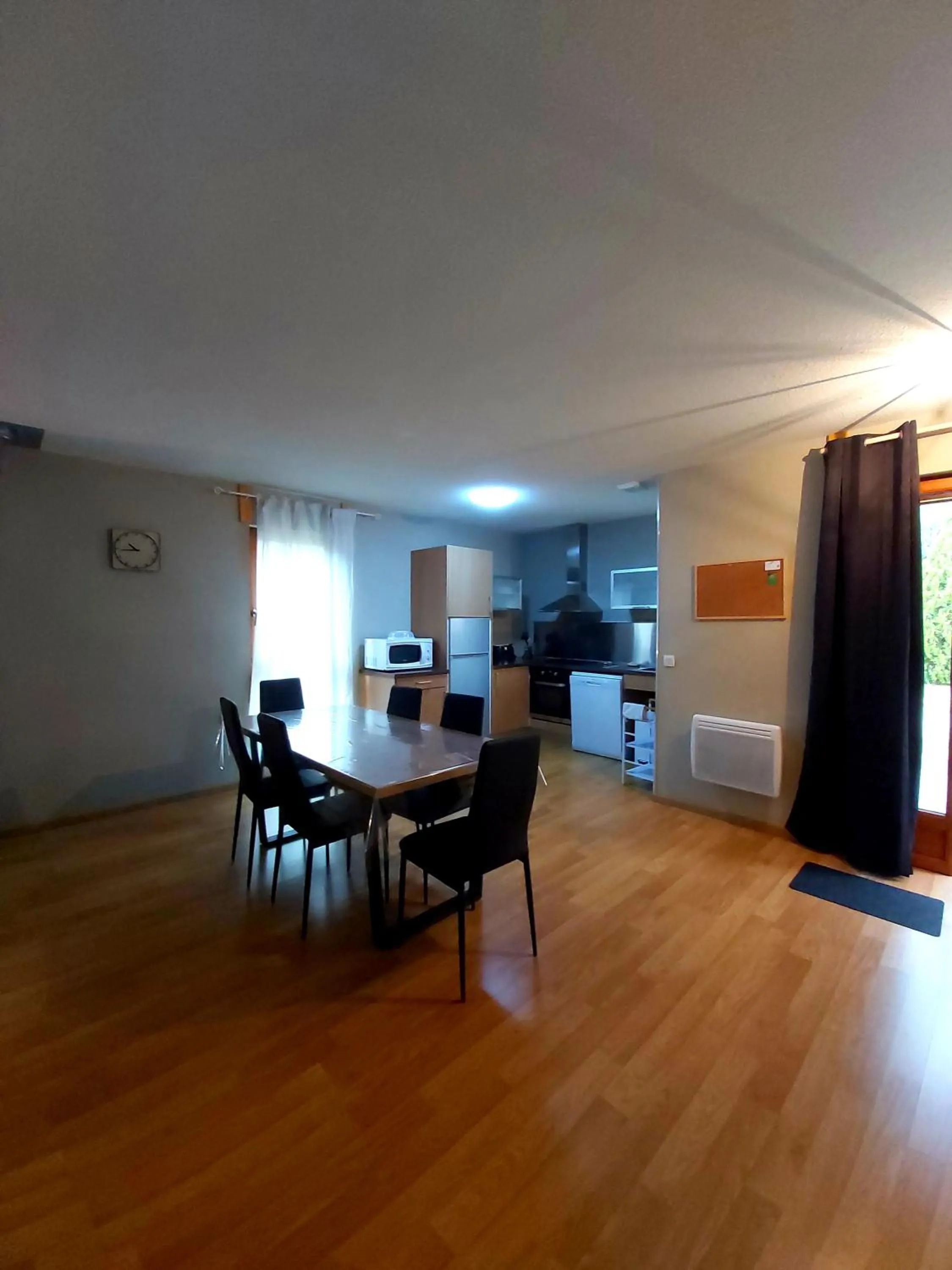 Dining area in Le Hameau du Comté de Foix