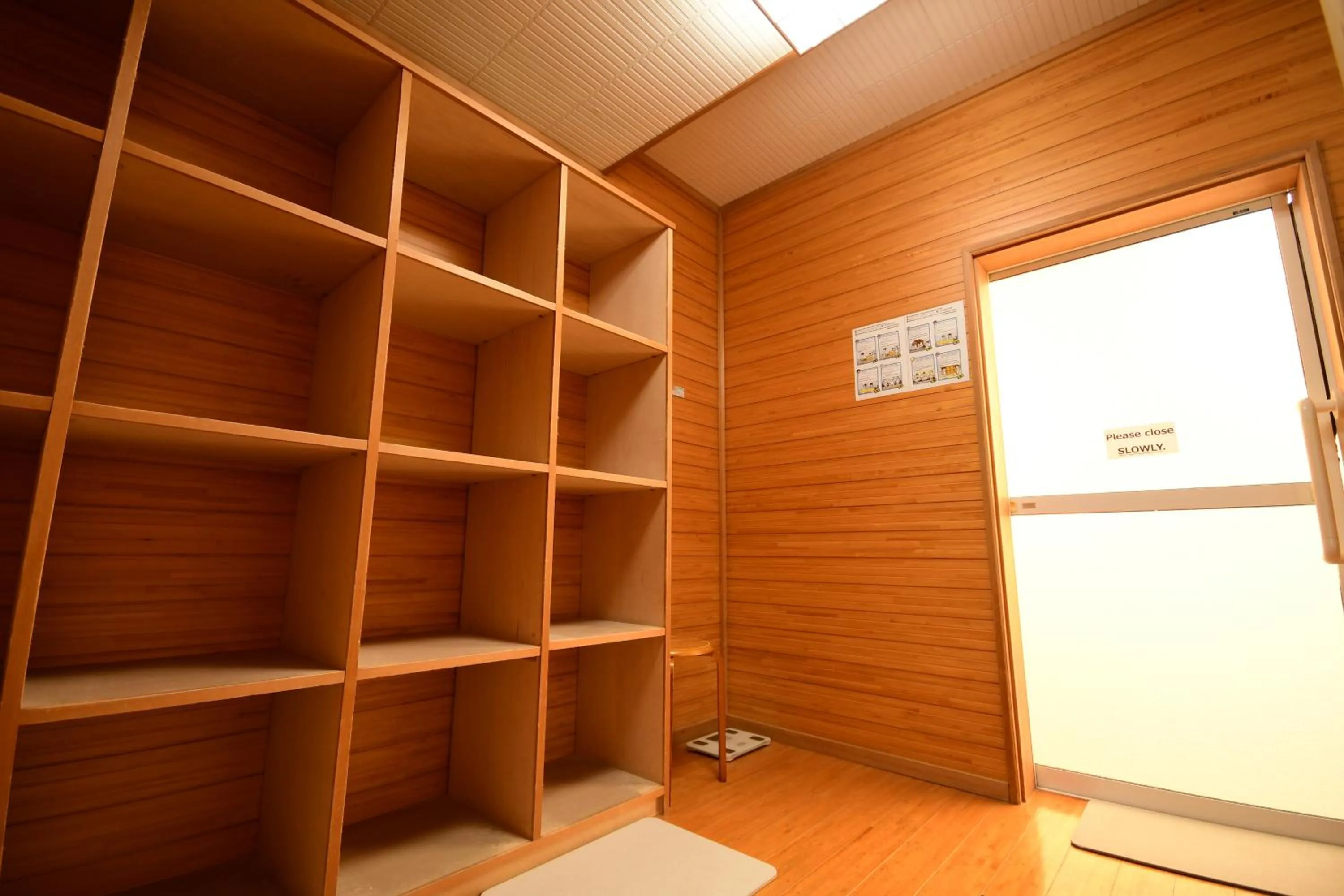 Public Bath in Koyasan Shukubo Yochiin