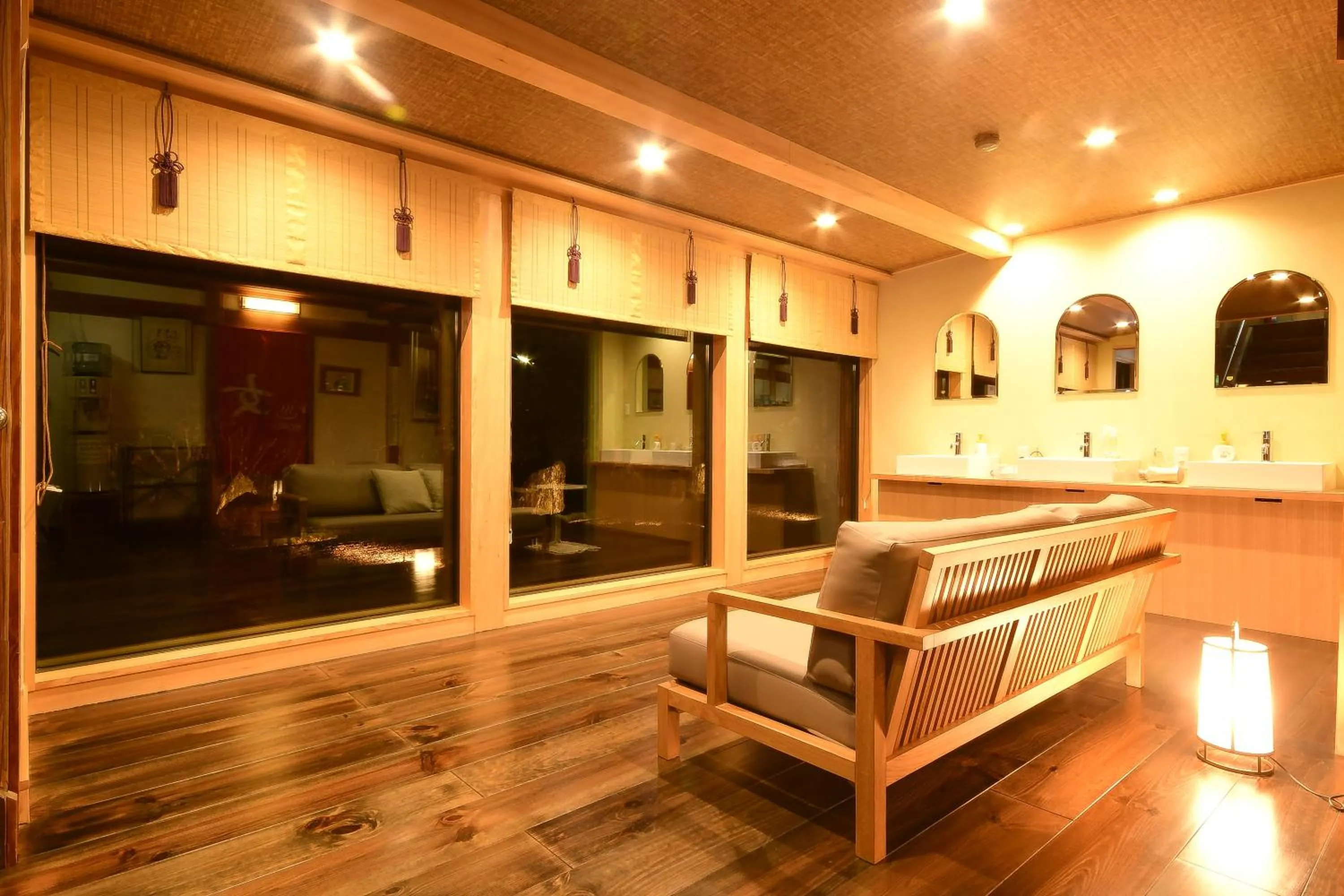 Area and facilities in Koyasan Shukubo Yochiin