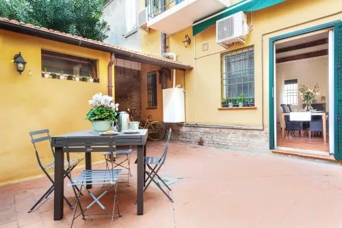 GuestHost - L'angolo segreto nel pieno centro di Ferrara