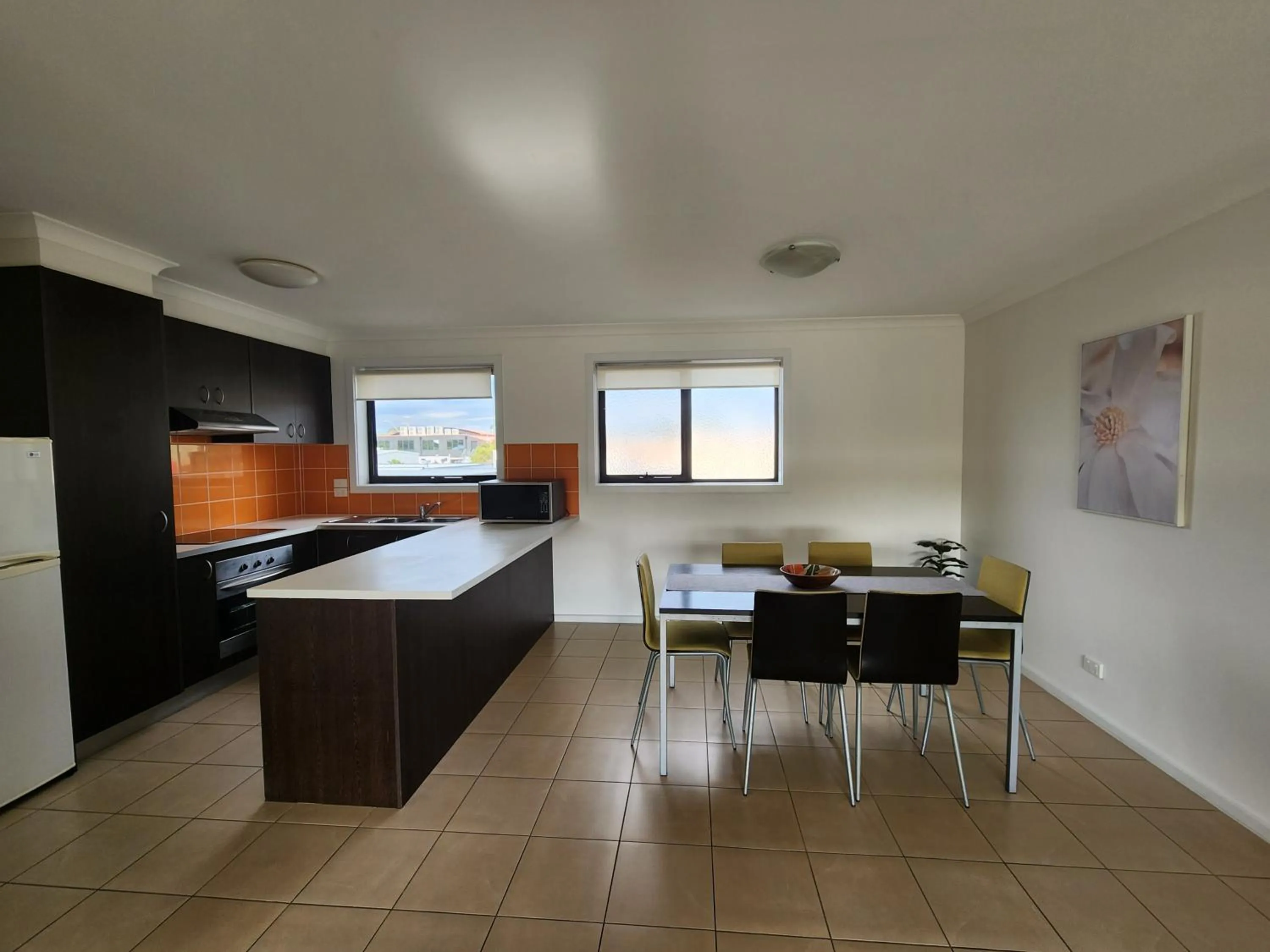 Oceanic on Thompson Apartments