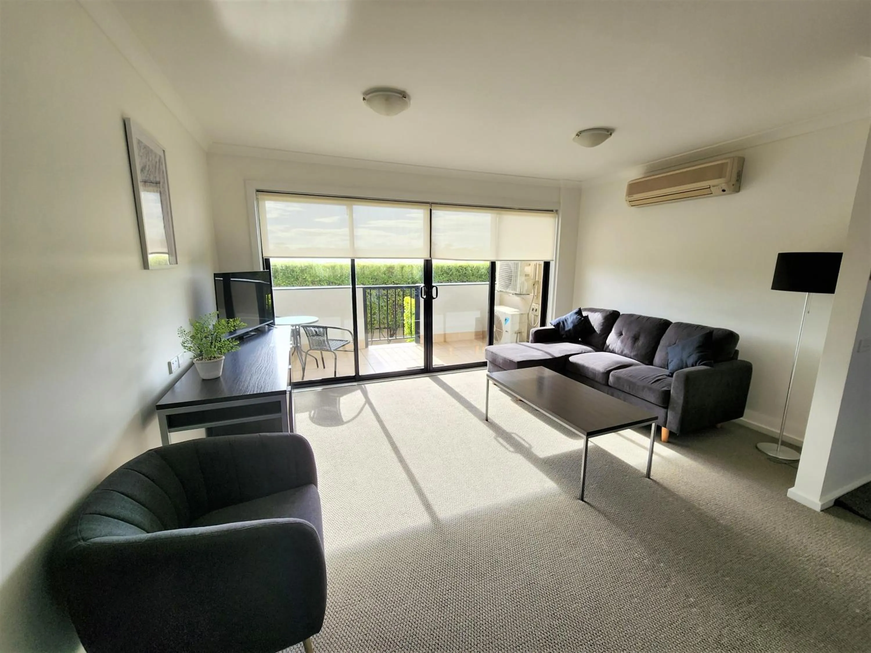 Oceanic on Thompson Apartments