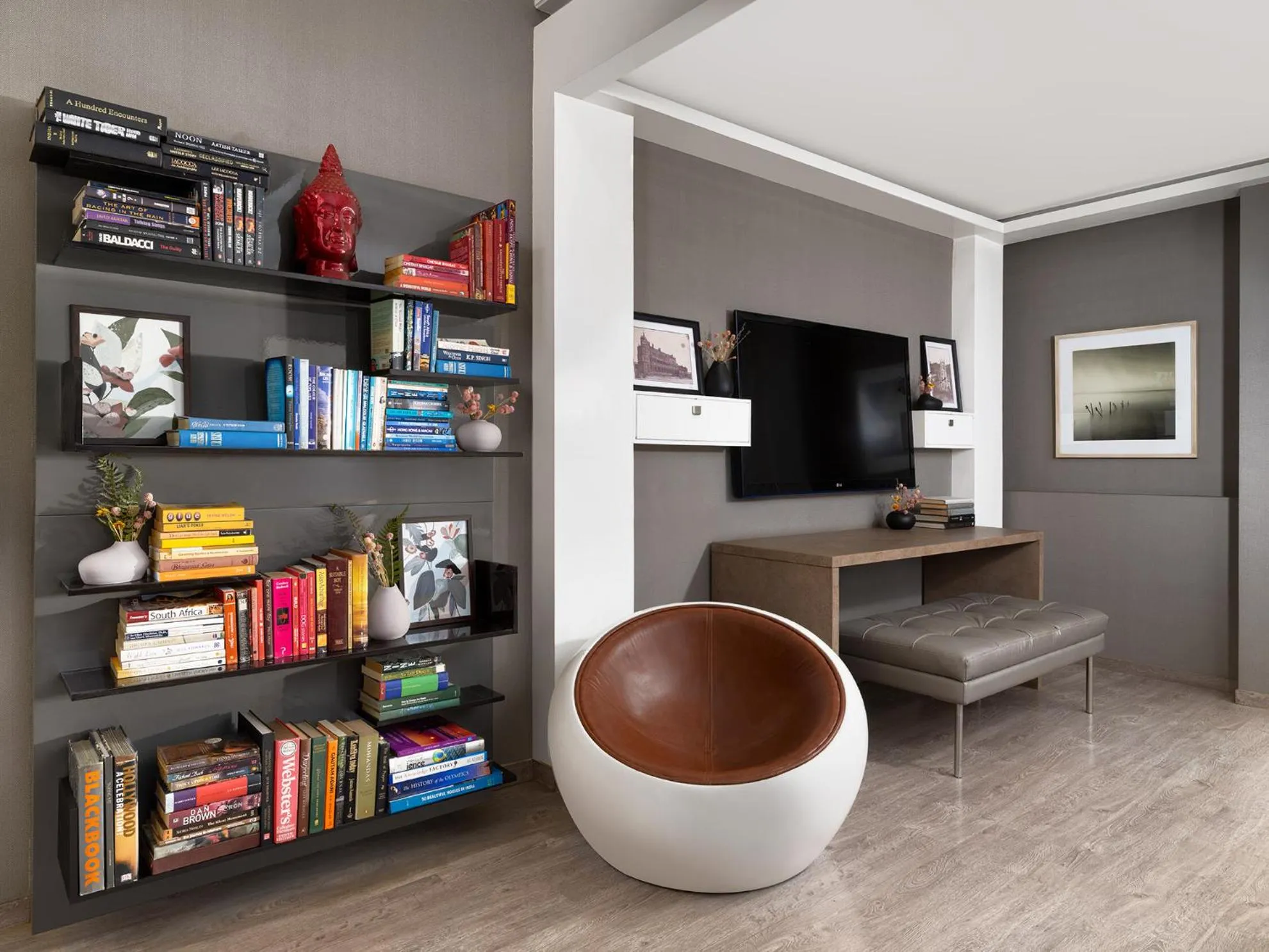 Library in The Atara Near Golf Course Road