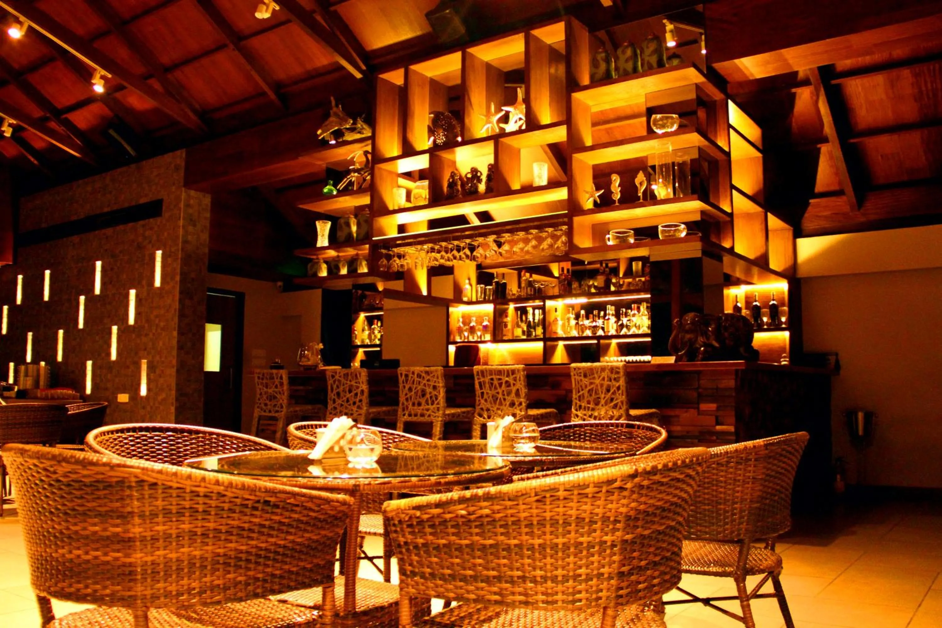 Restaurant/places to eat in Sea Shell Neil