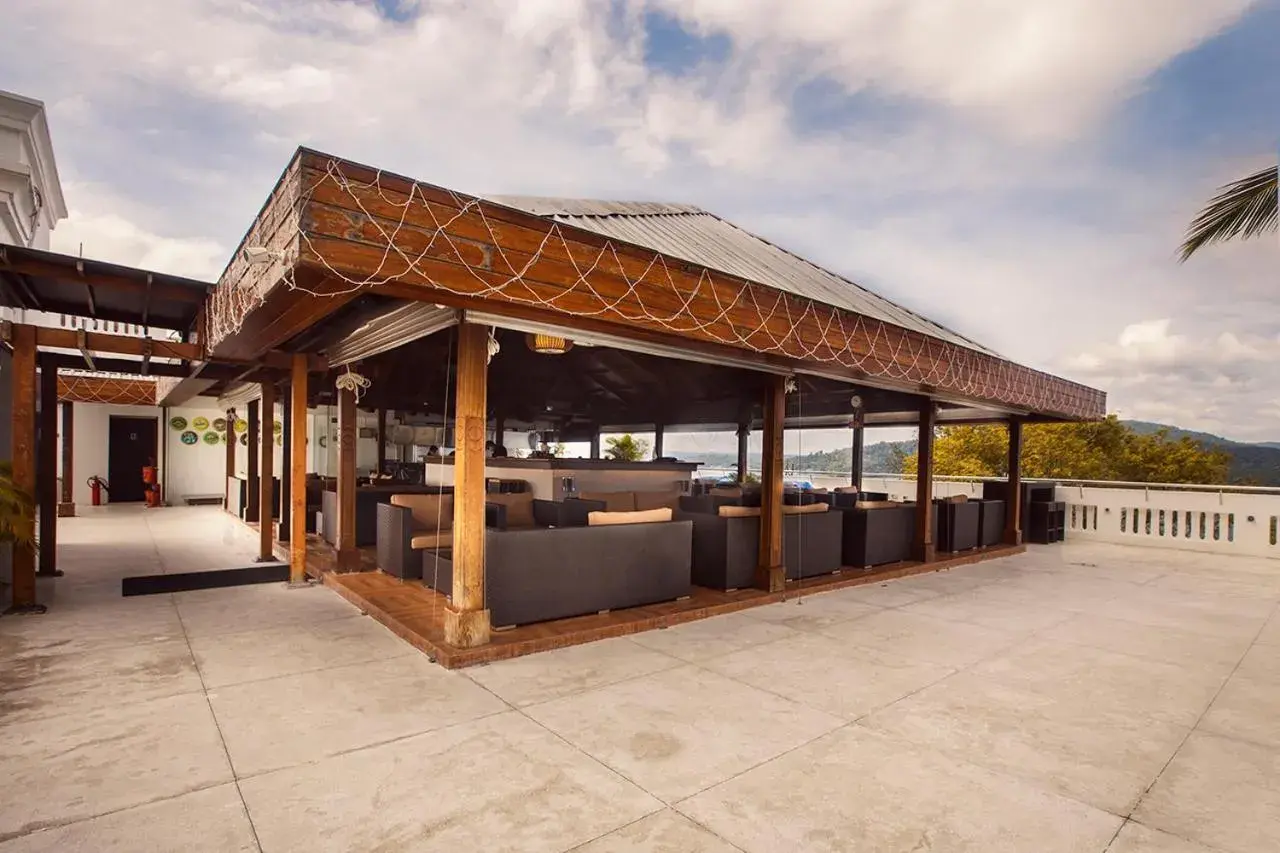 Lounge or bar in Sea Shell Port Blair Lounge or bar in Sea Shell Port Blair