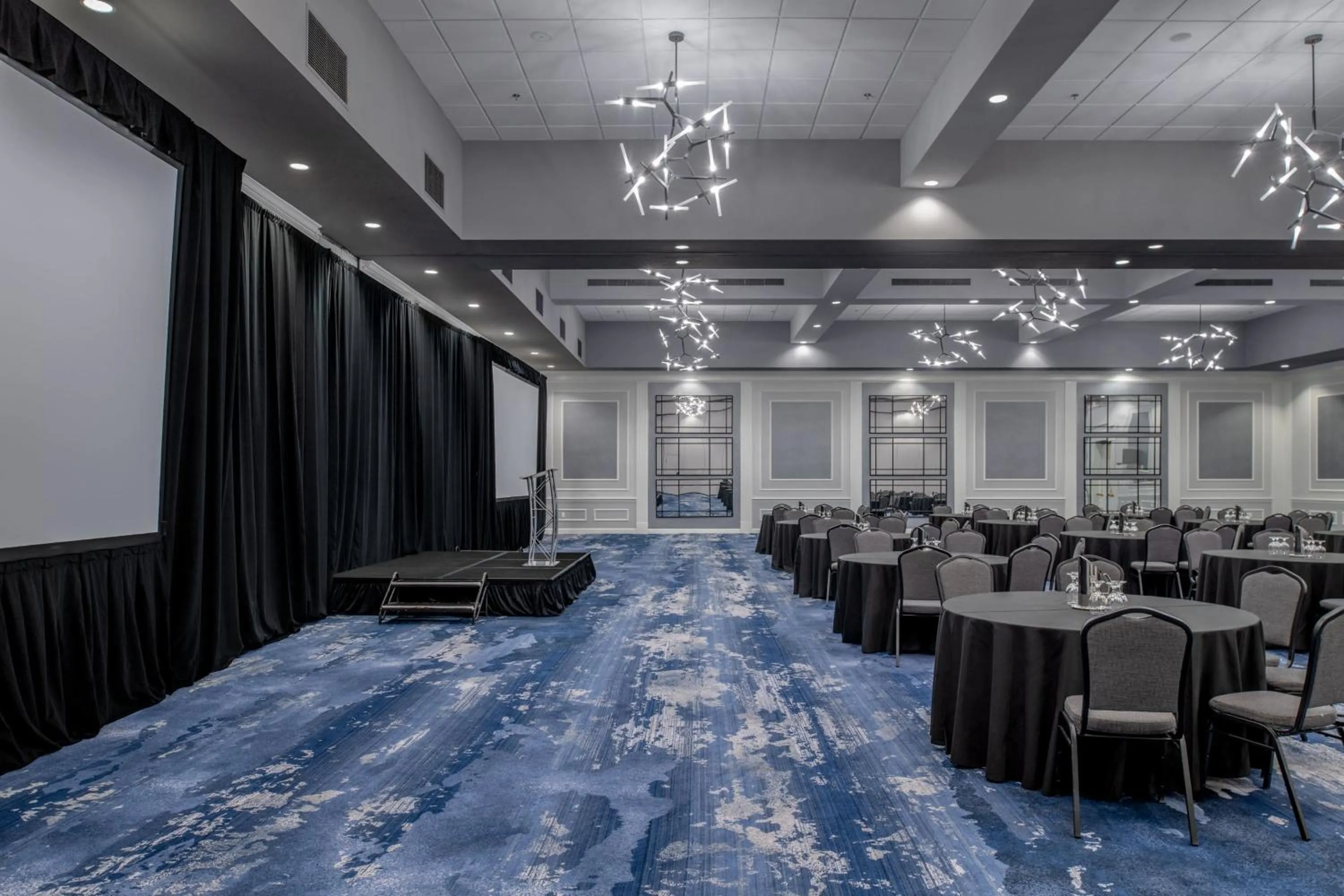 Meeting/conference room in Sheraton Framingham Hotel & Conference Center