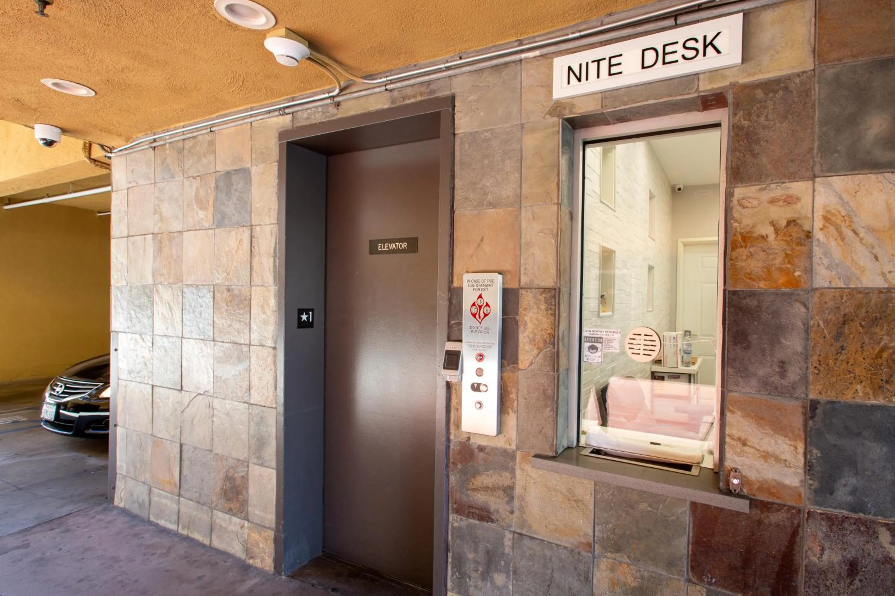 Property building in super 8 inglewood