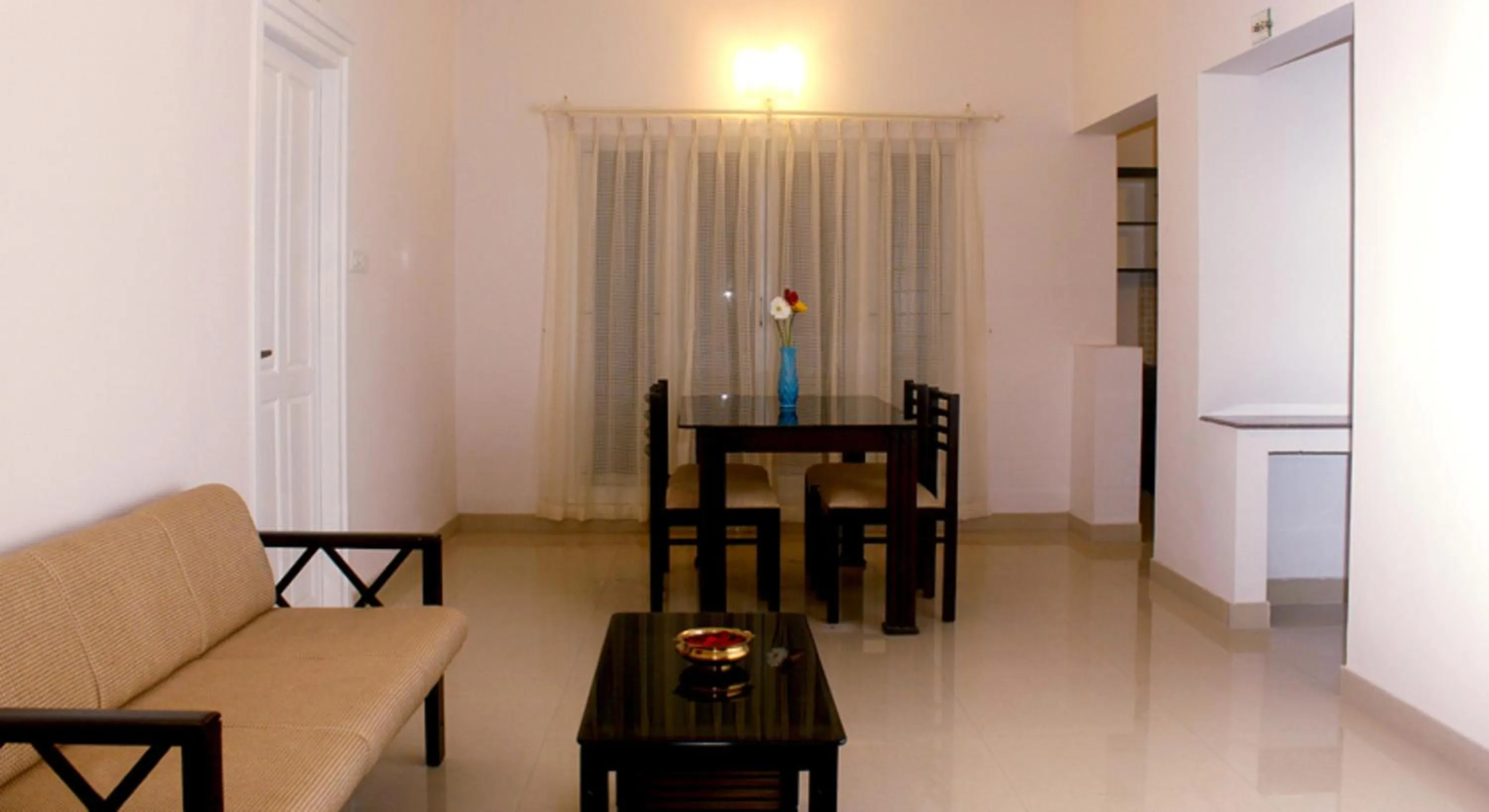 Dining area in Fort Abode