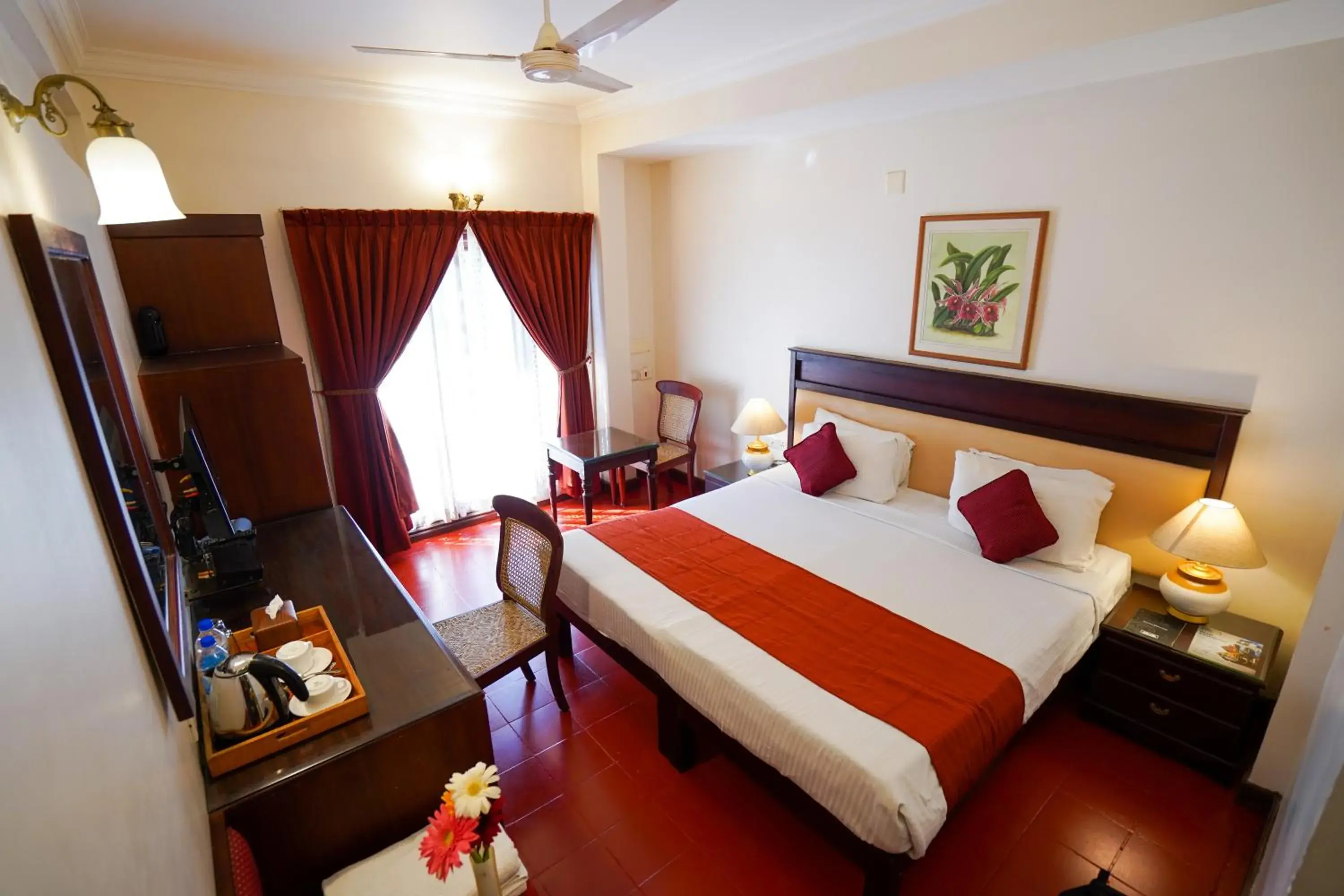 Street view, Bed in Hotel Arches Street view, Bed in Hotel Arches