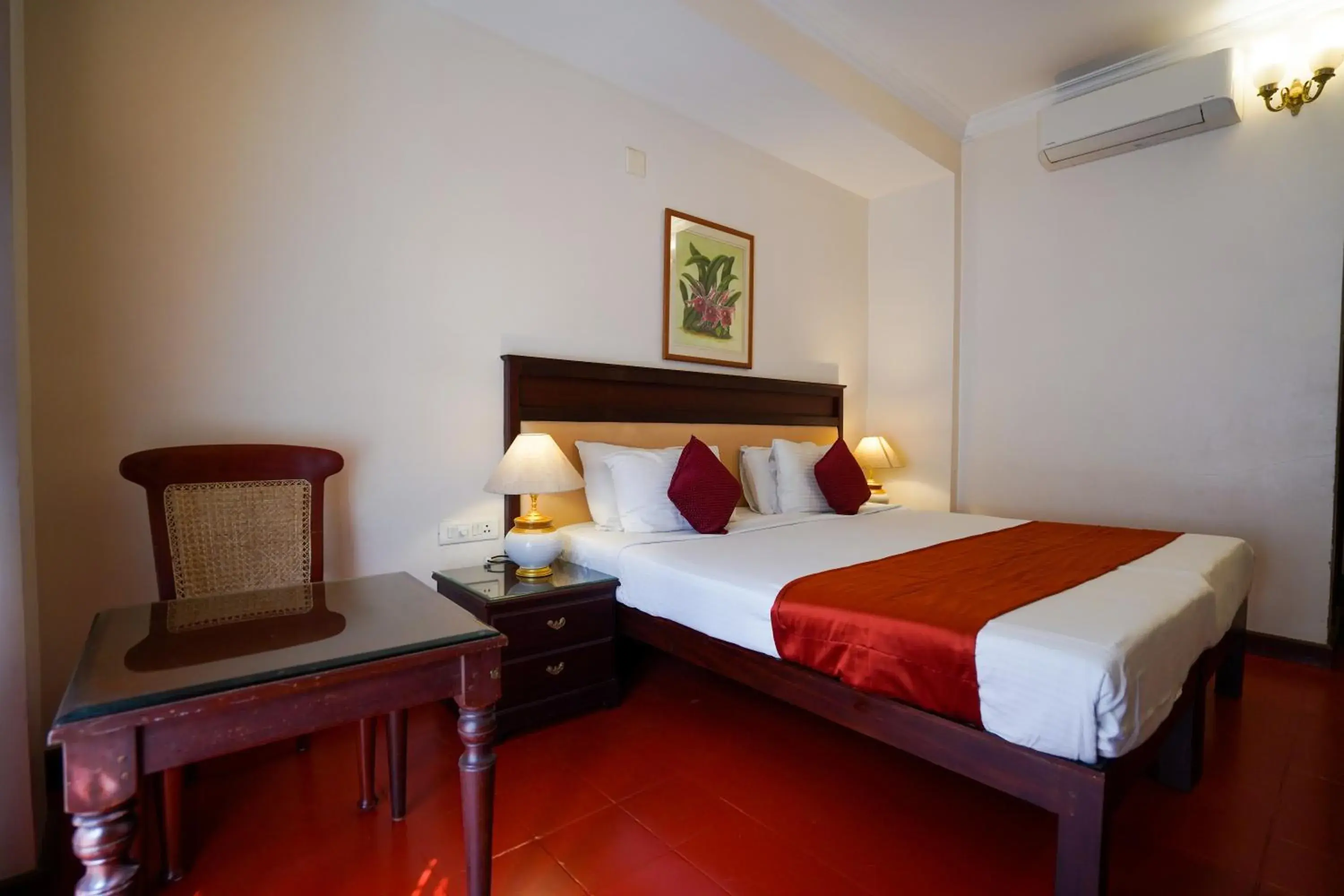 room service, Bed in Hotel Arches room service, Bed in Hotel Arches