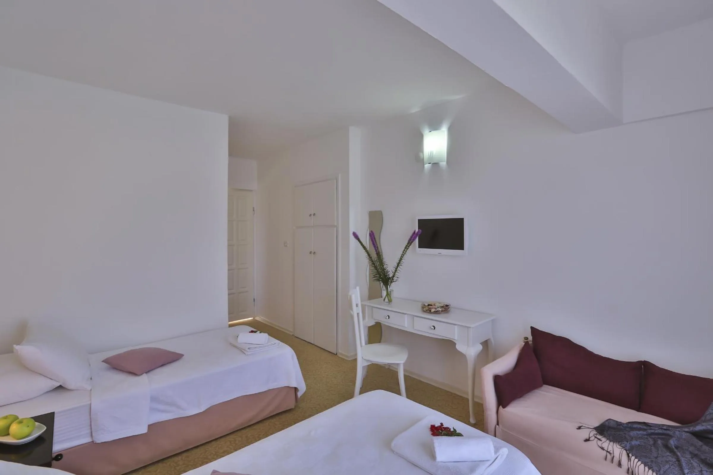 Photo of the whole room in Kiraz Butik Hotel