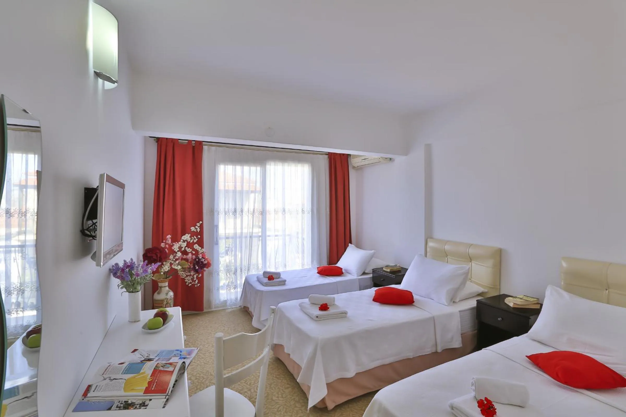 Photo of the whole room in Kiraz Butik Hotel