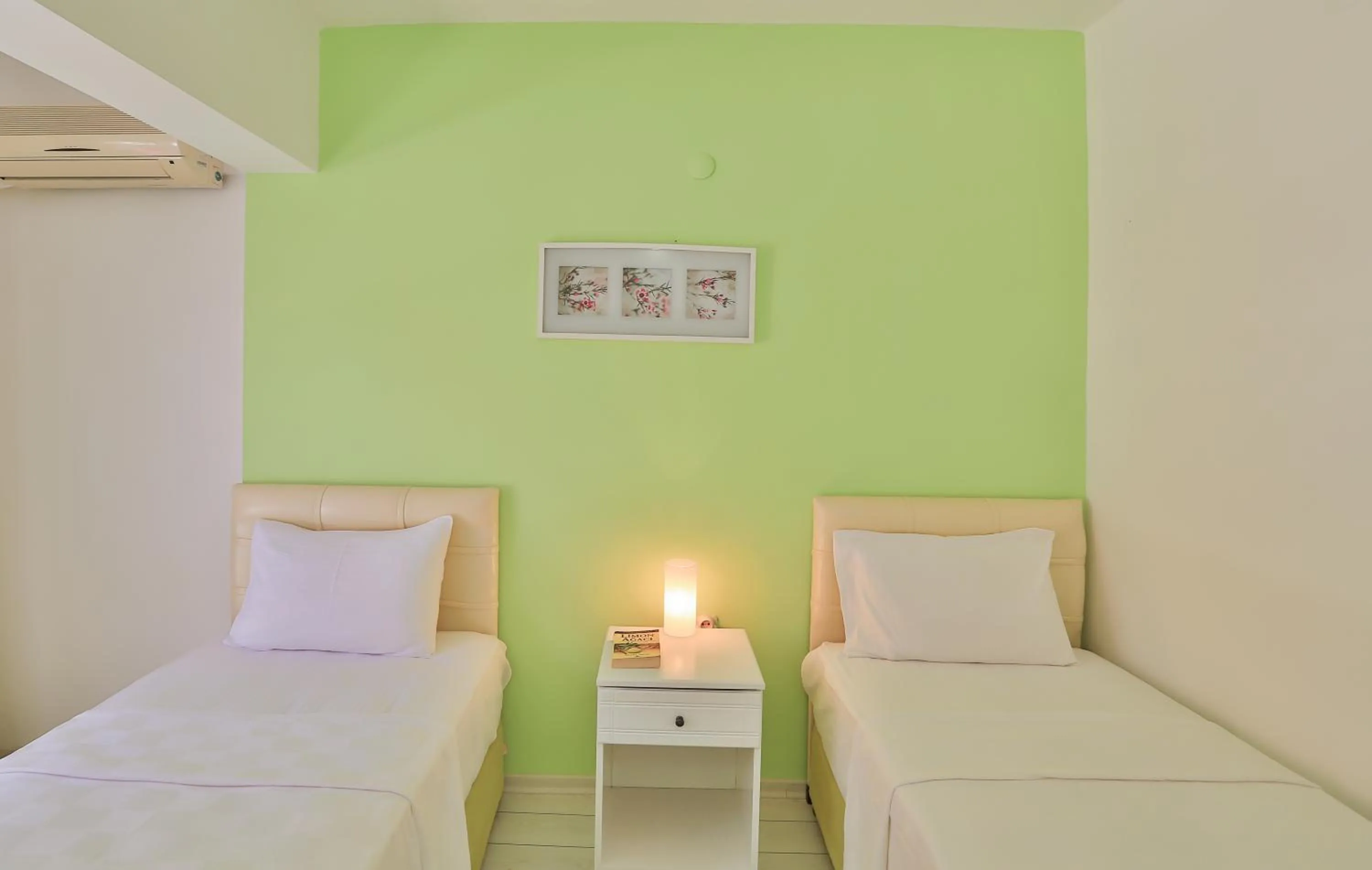 Bed in Kiraz Butik Hotel