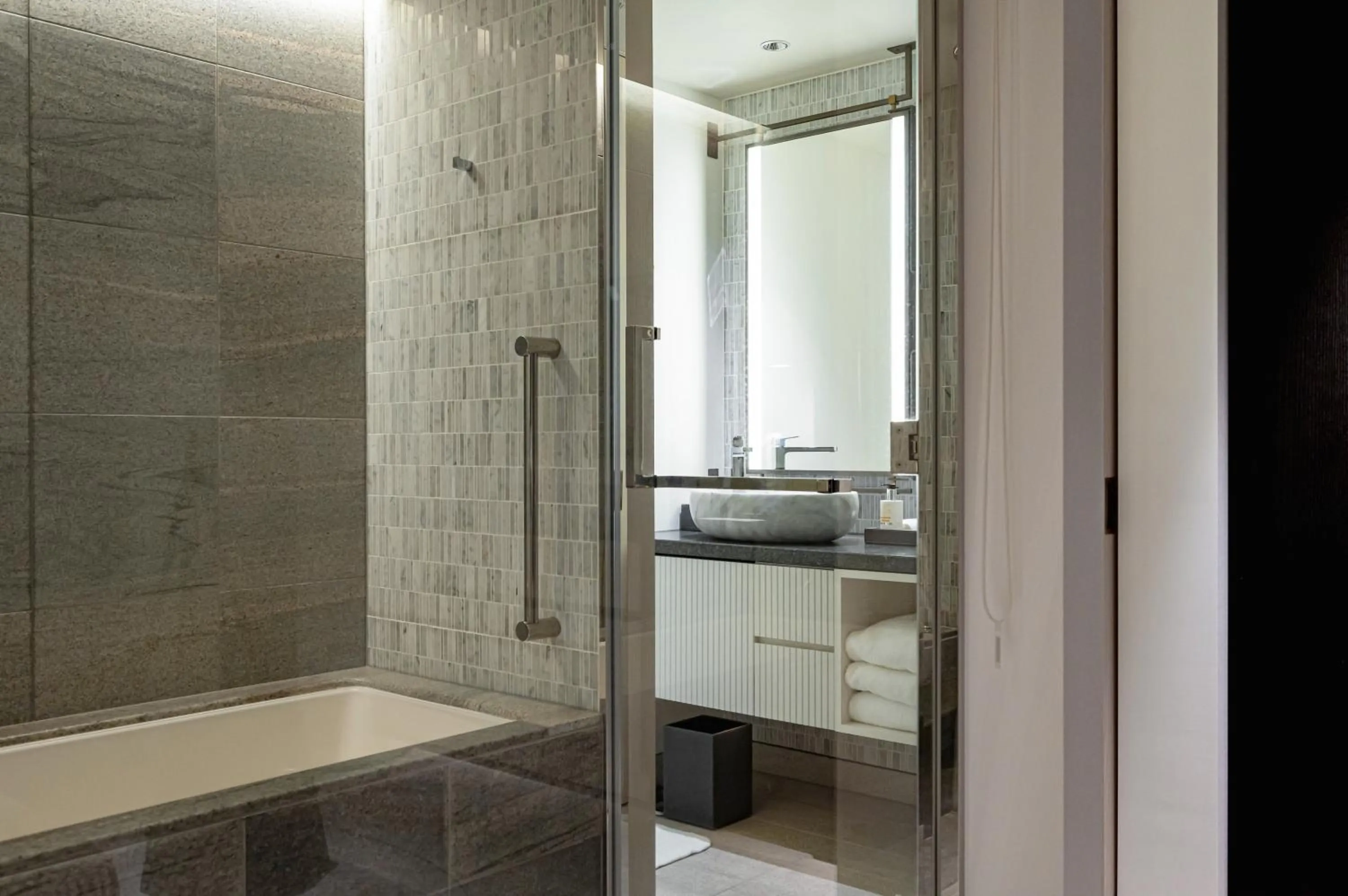 Bathroom in Kimpton Shinjuku Tokyo by IHG