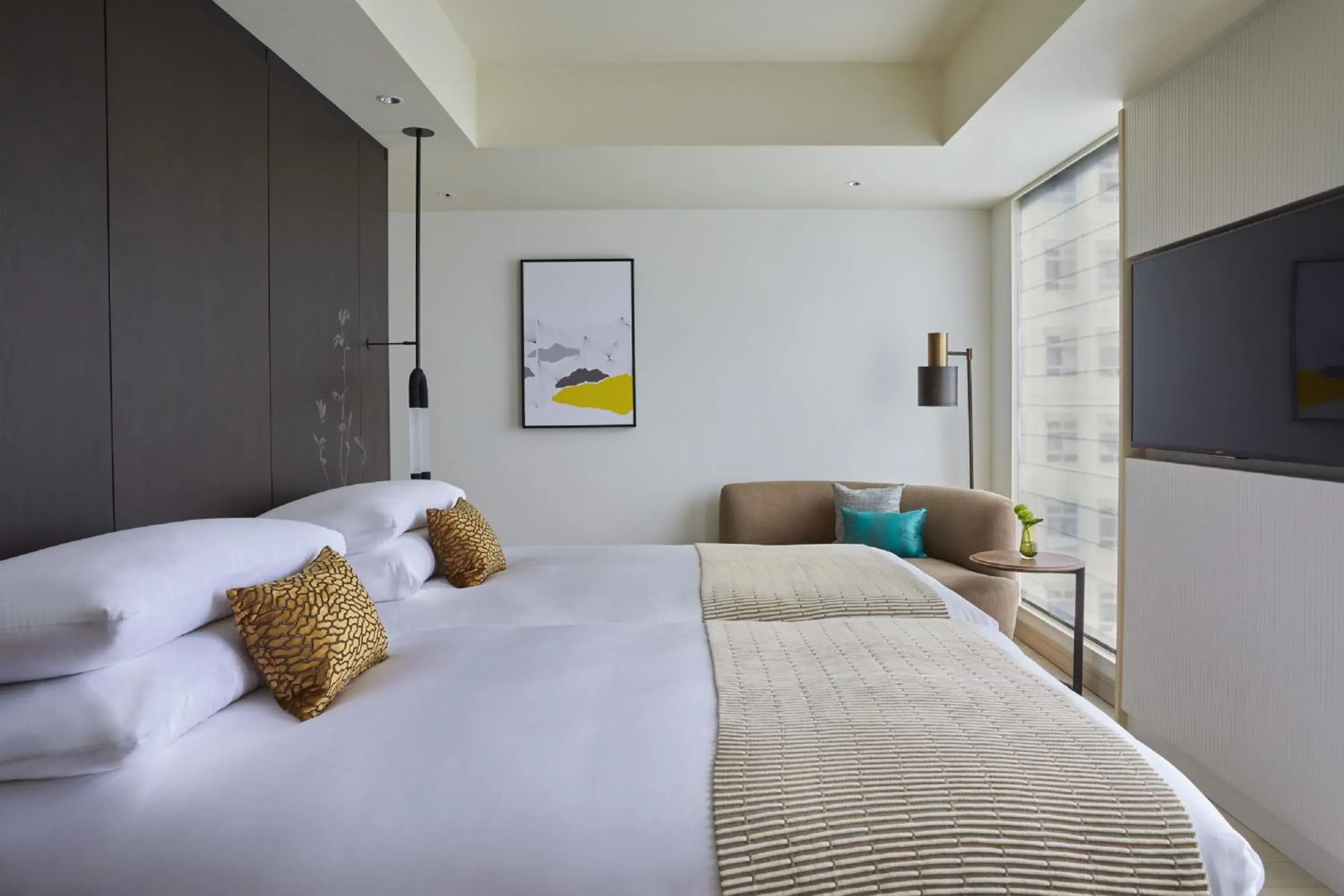 Bed in Kimpton Shinjuku Tokyo by IHG Bed in Kimpton Shinjuku Tokyo by IHG