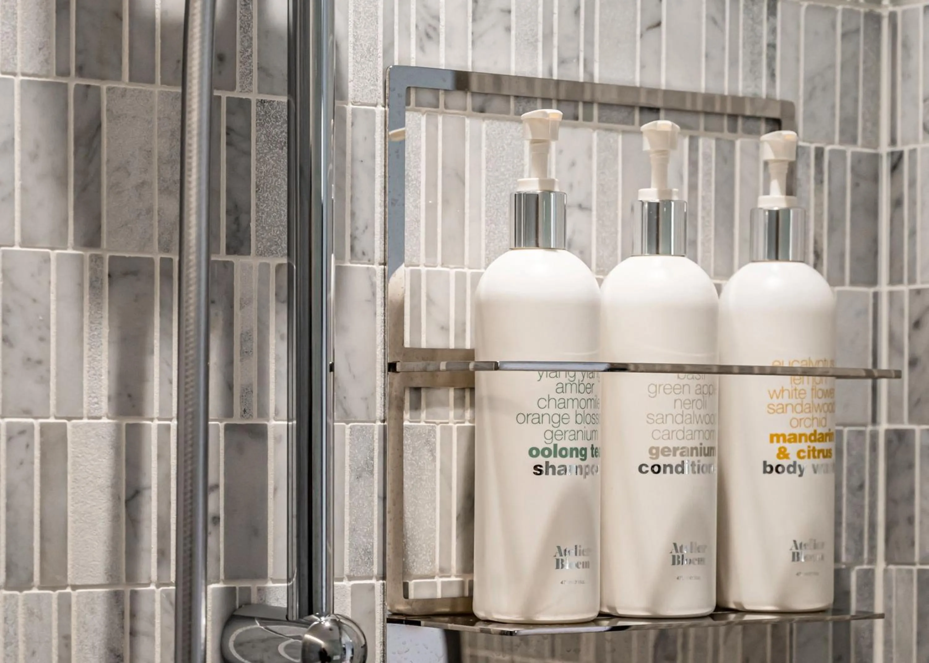 Bathroom in Kimpton Shinjuku Tokyo by IHG