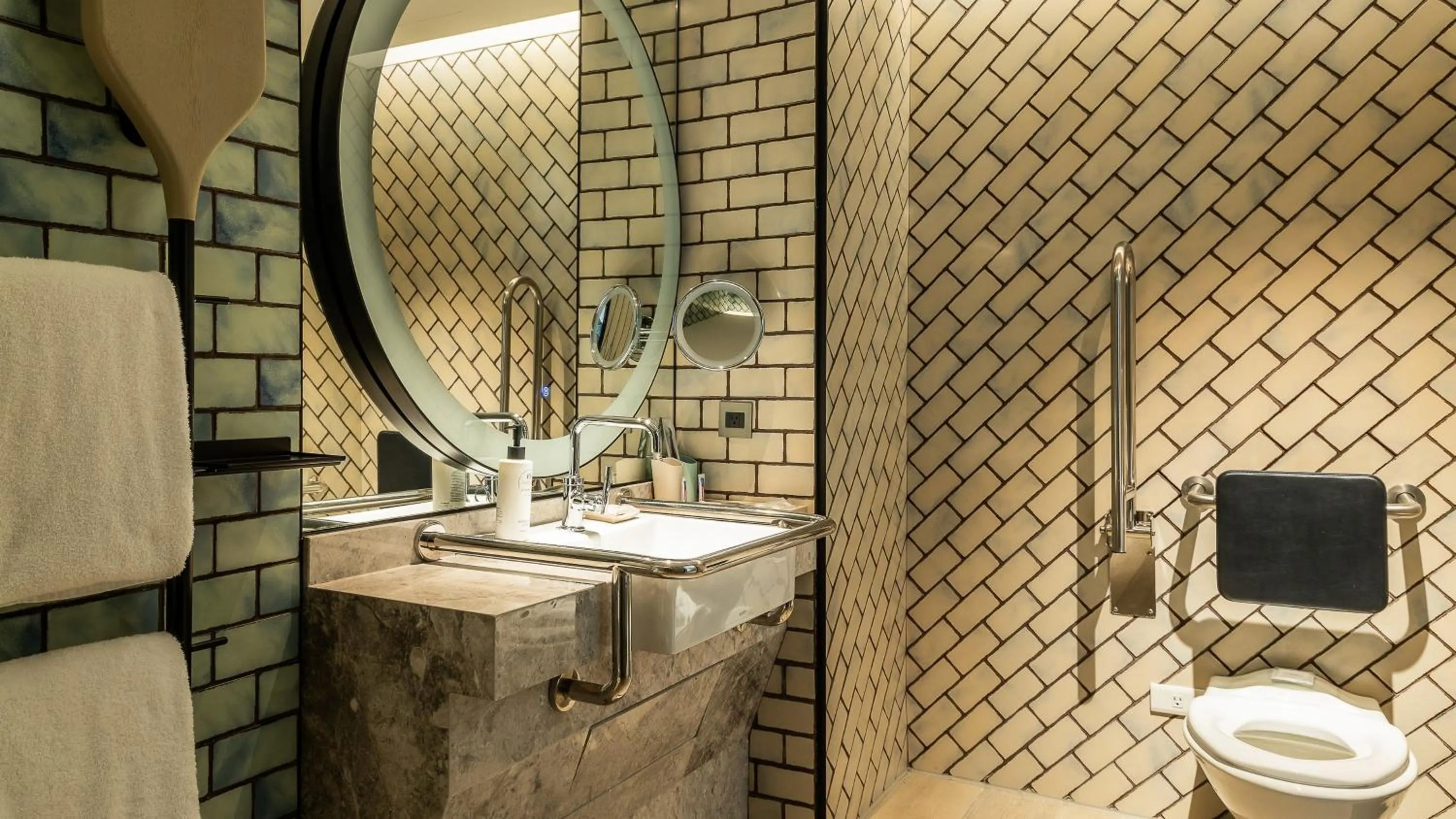 Photo of the whole room in Hotel Indigo Taipei North by IHG