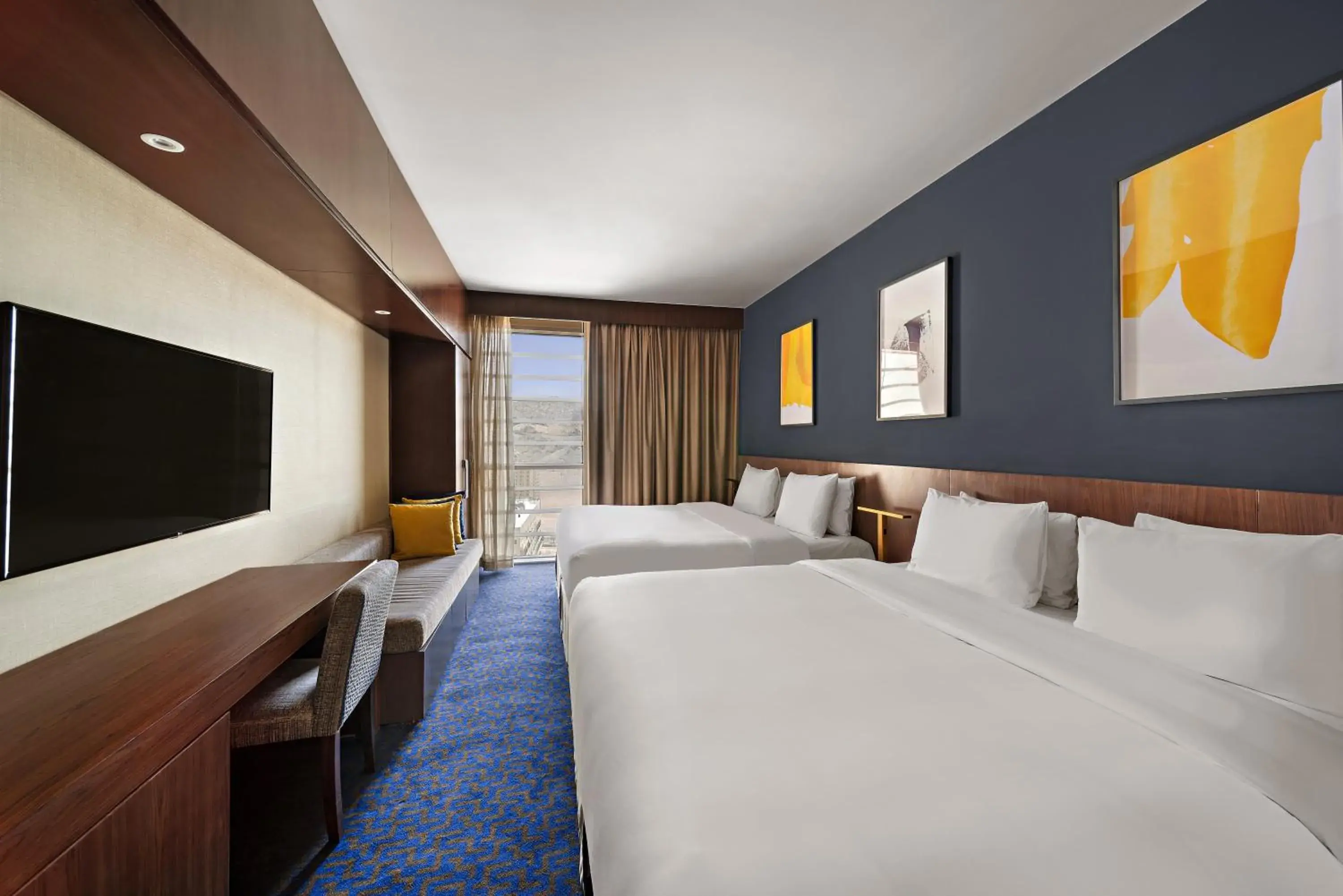 Bed in voco Makkah an IHG Hotel Bed in voco Makkah an IHG Hotel