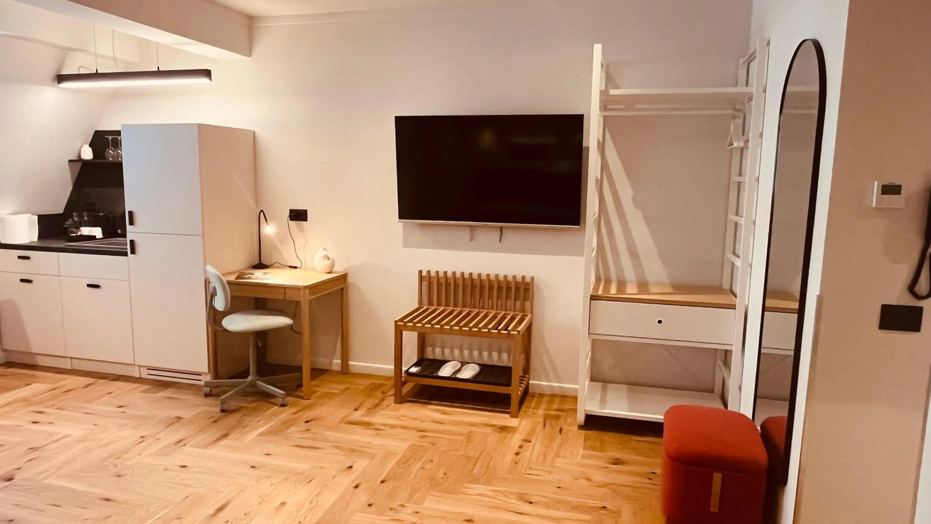 TV and multimedia in Atlas Aparthotel