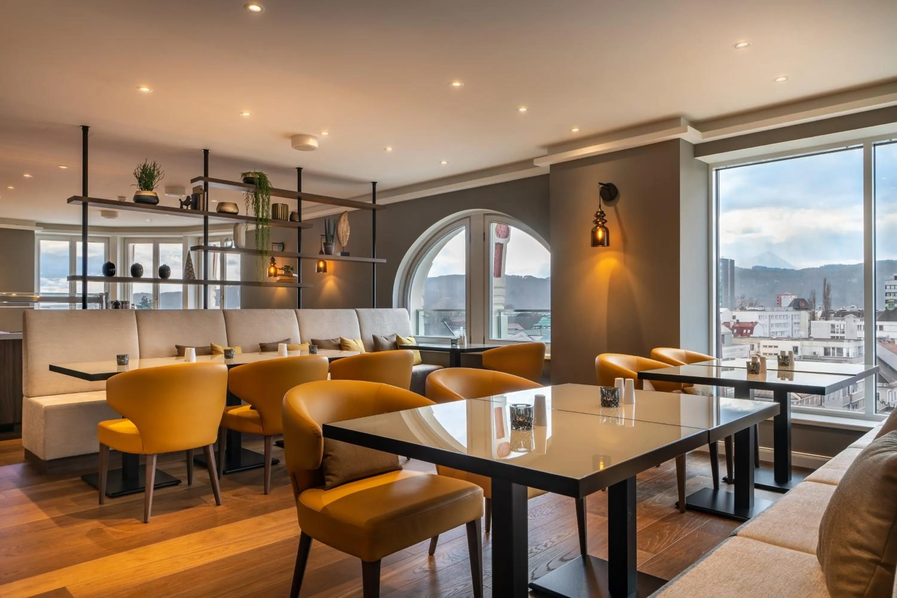 Breakfast in Garner Hotel Klagenfurt - Moser Verdino by IHG