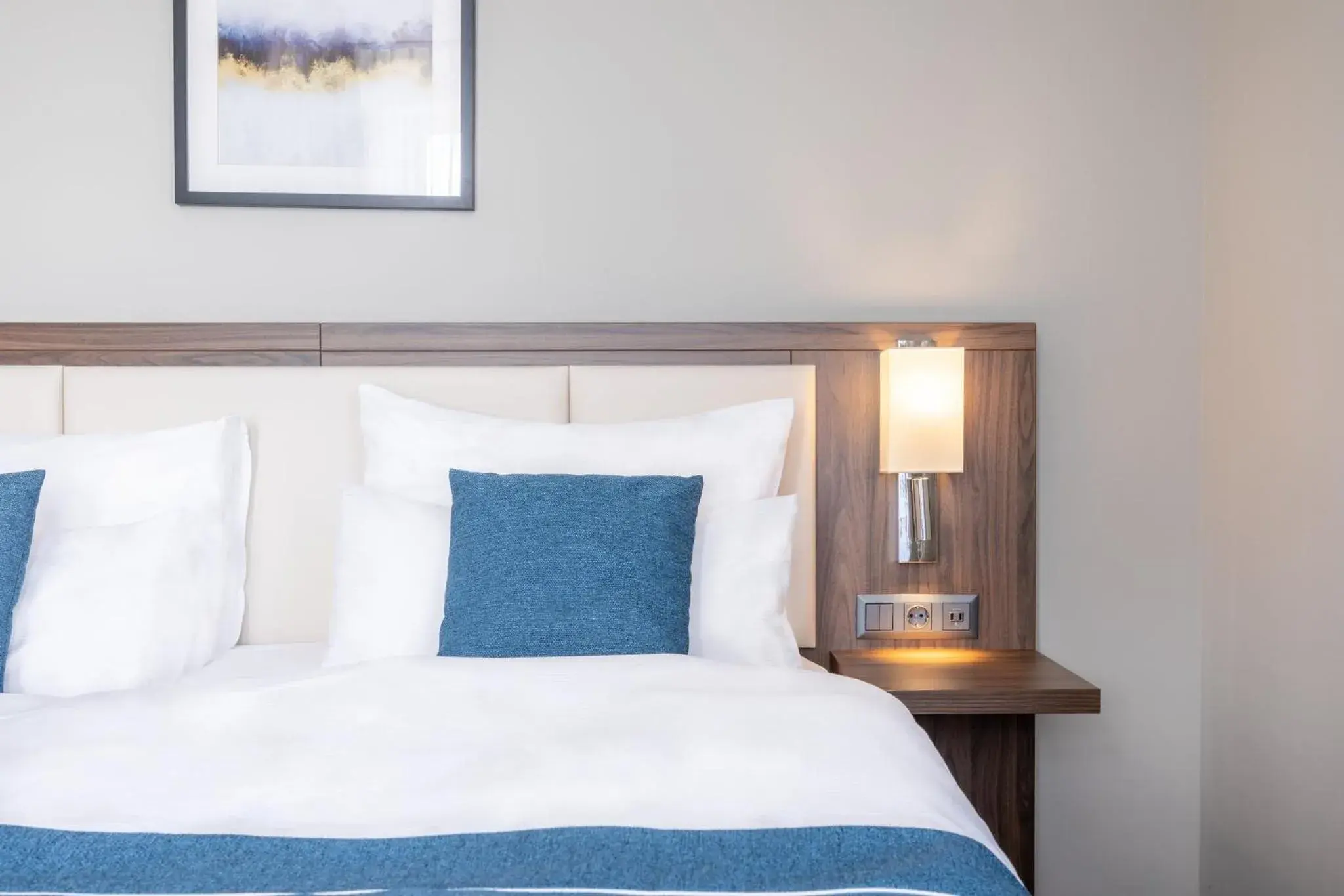 Photo of the whole room, Bed in Garner Hotel Klagenfurt - Moser Verdino by IHG Photo of the whole room, Bed in Garner Hotel Klagenfurt - Moser Verdino by IHG