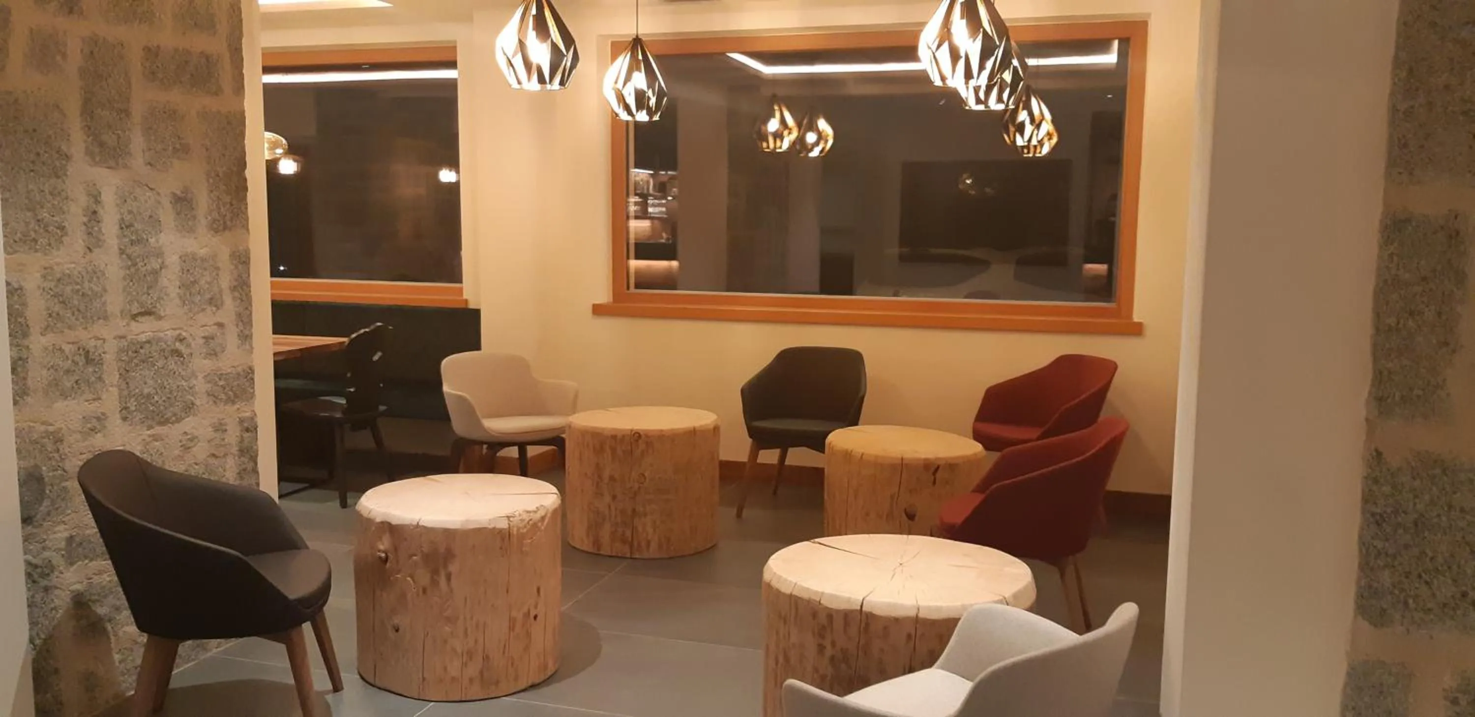 Lounge or bar in Edelweiss Alpine Nature