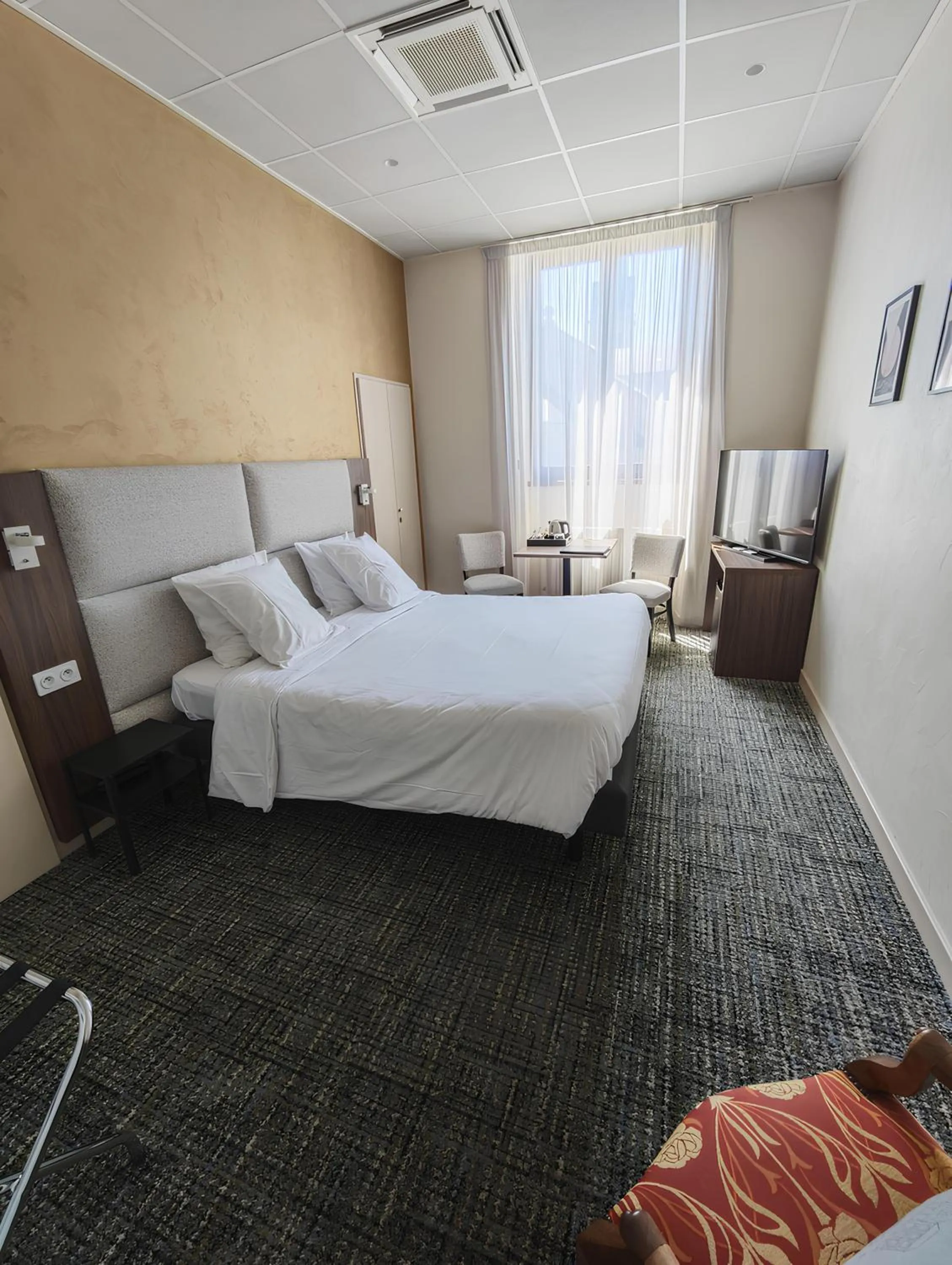 Bed in Hotel des Eaux