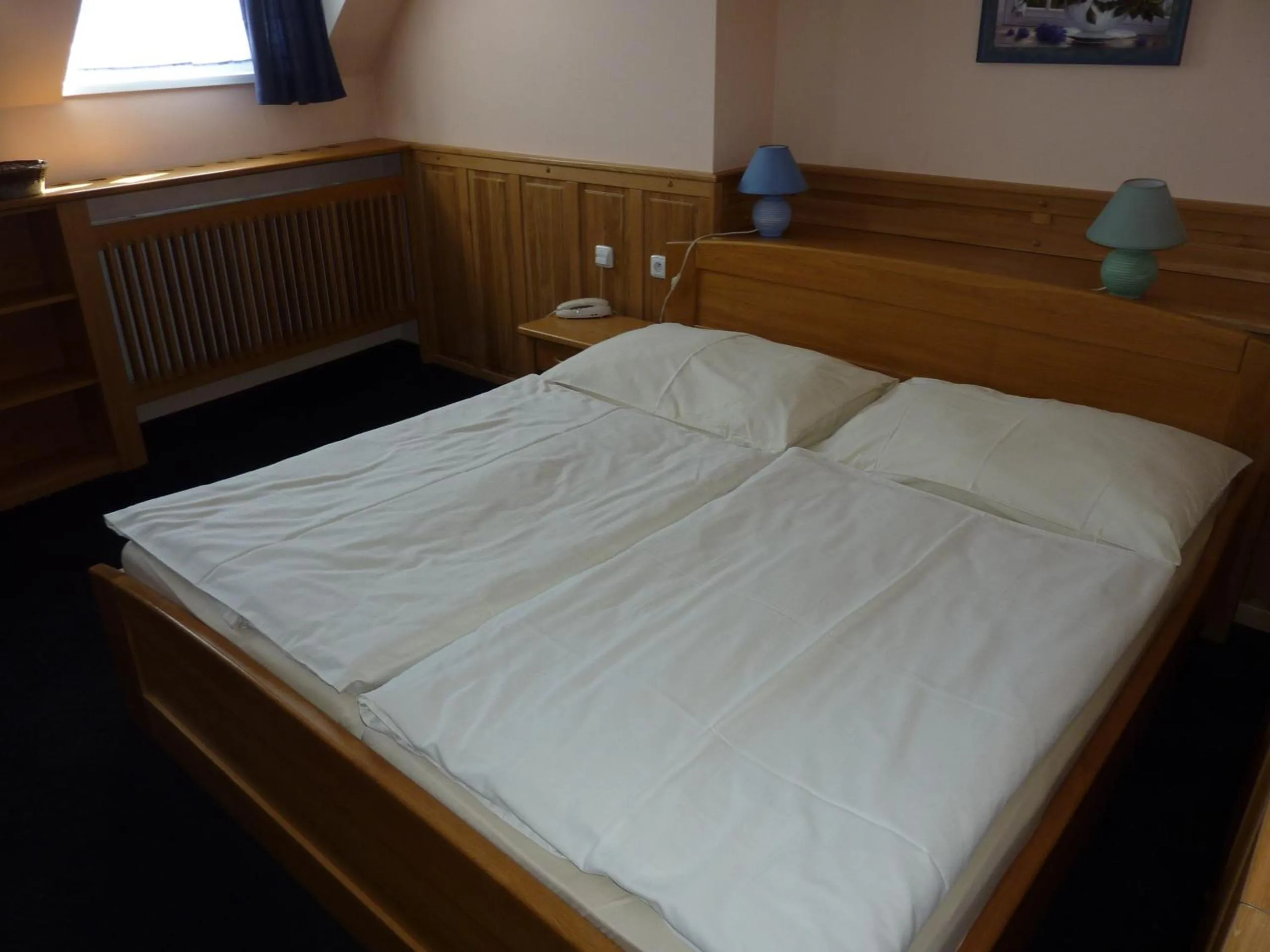 Day, Bed in Hotel & Restaurant Na Fryštátské