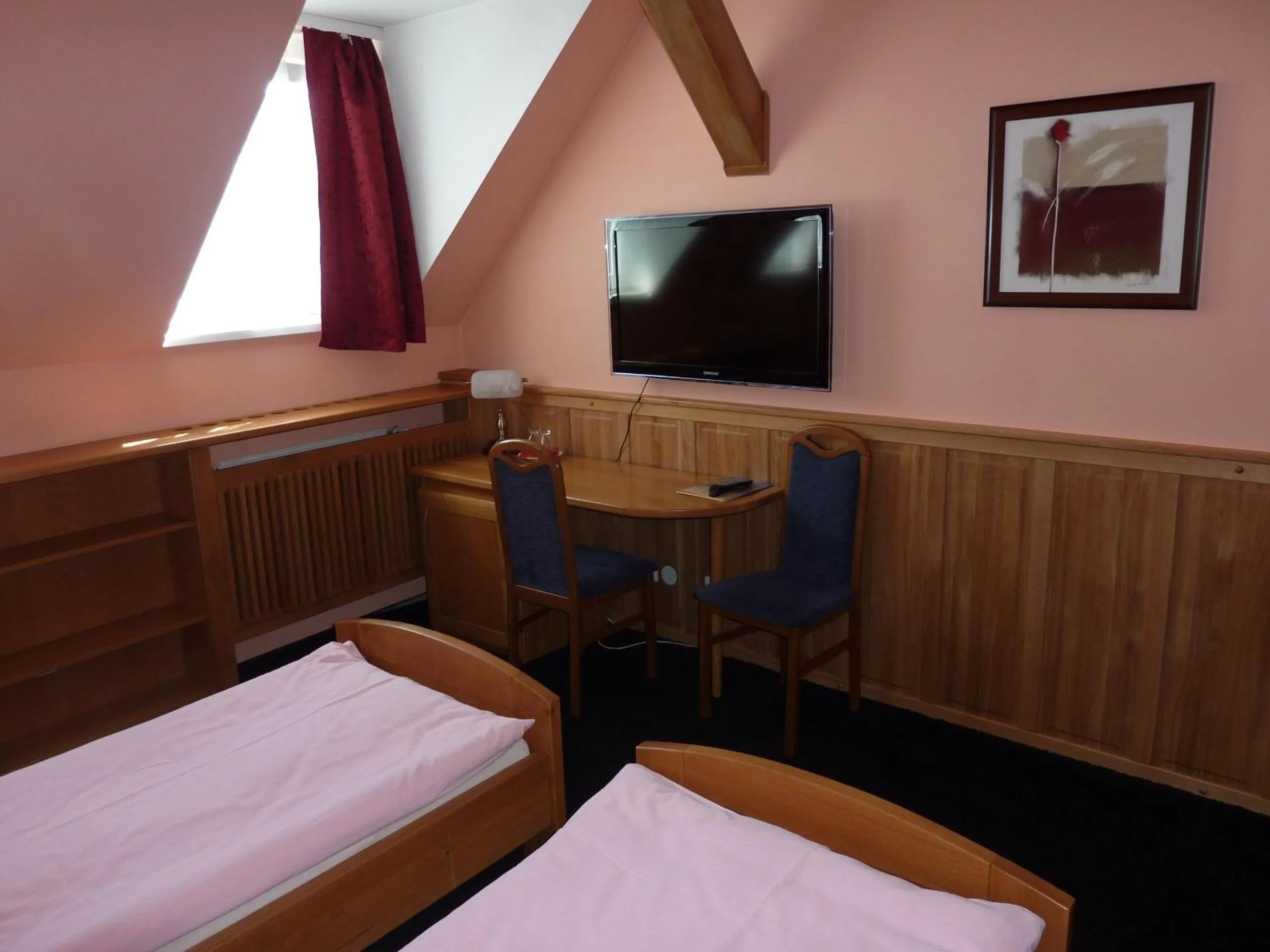 Day, Bed in Hotel & Restaurant Na Fryštátské