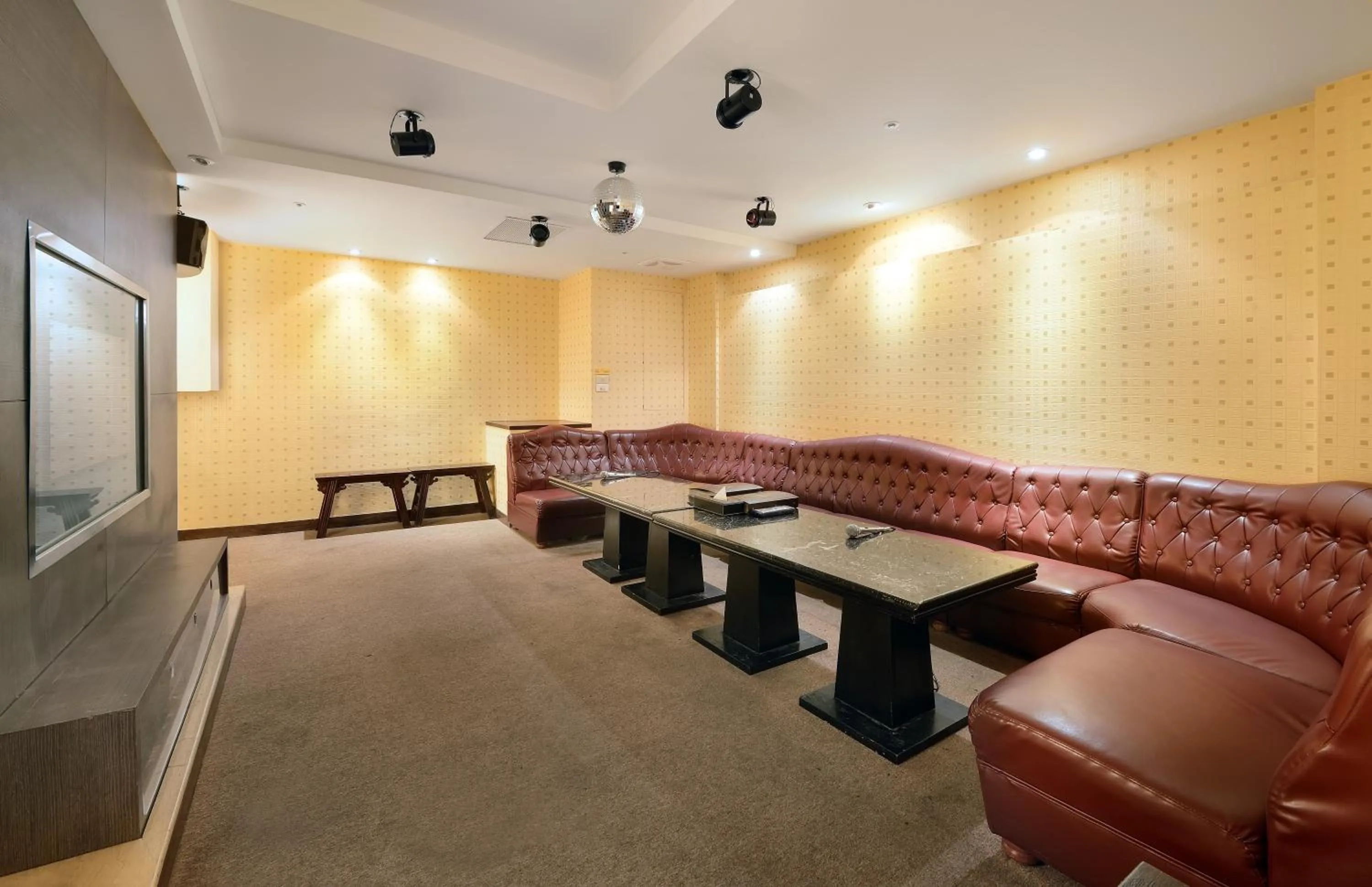 Karaoke in Le Midi Hotel Chitou