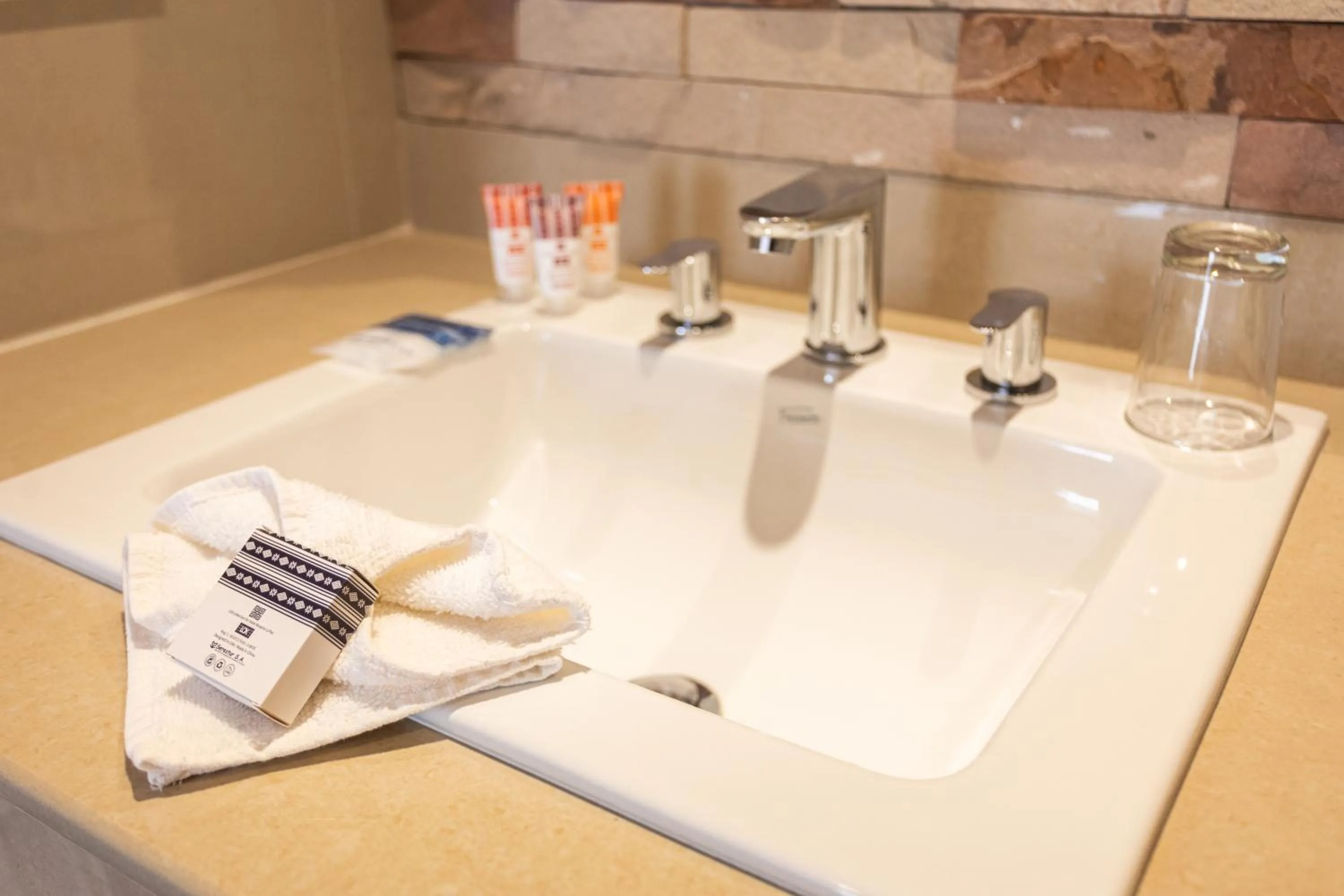 Toilet in Hotel Boutique Rosario Sur