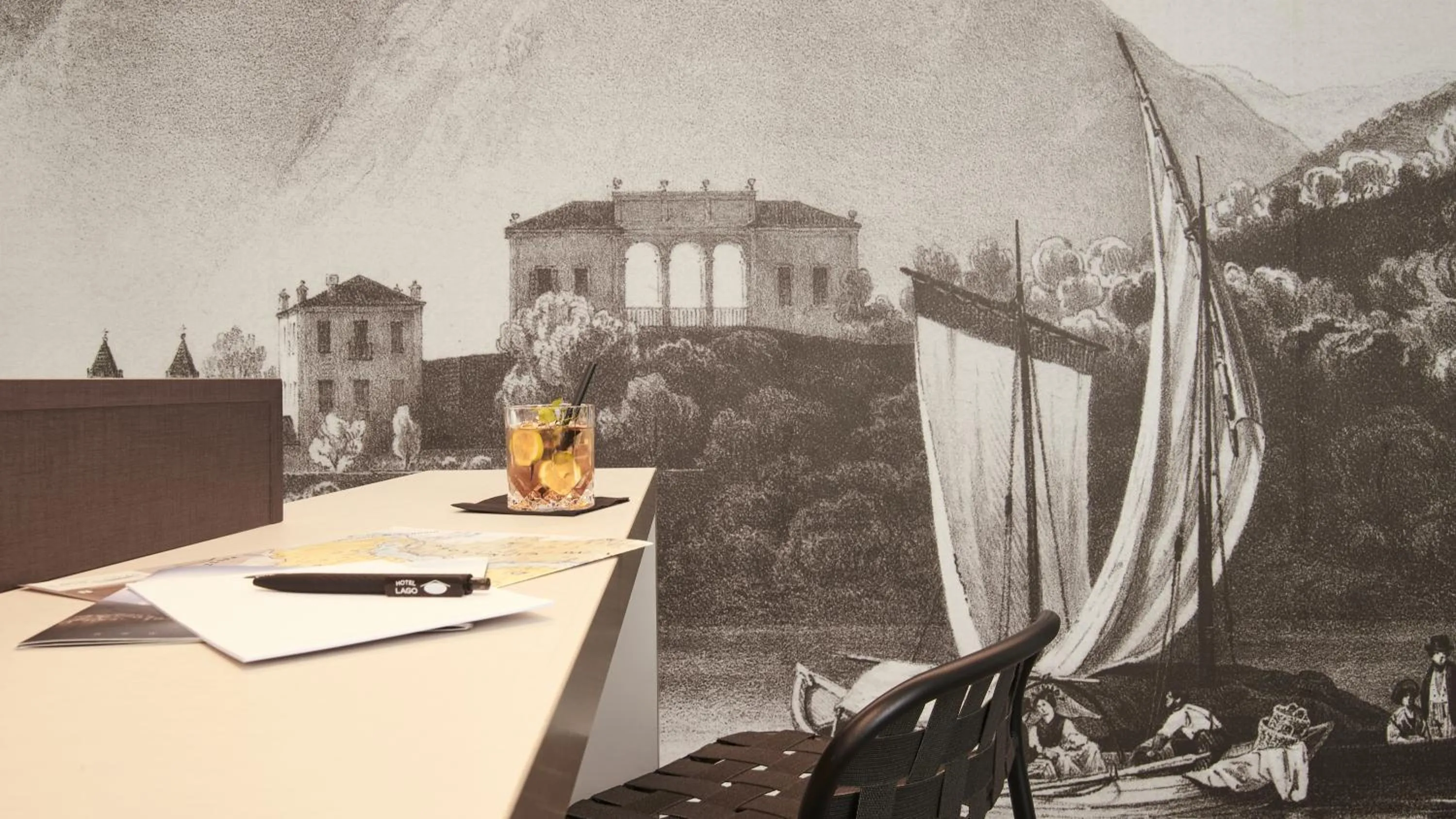 Decorative detail in Hotel Lago