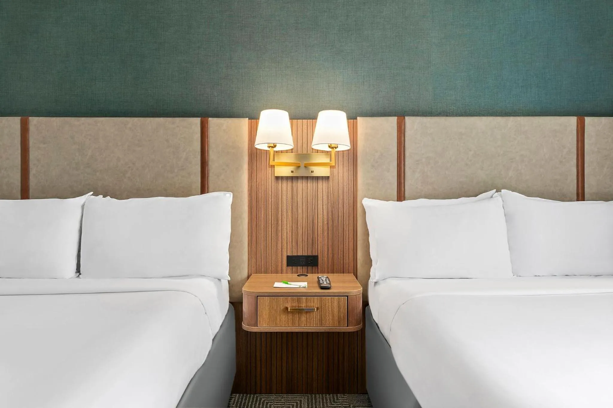 Photo of the whole room, Bed in Holiday Inn Manhattan 6th Ave - Chelsea by IHG