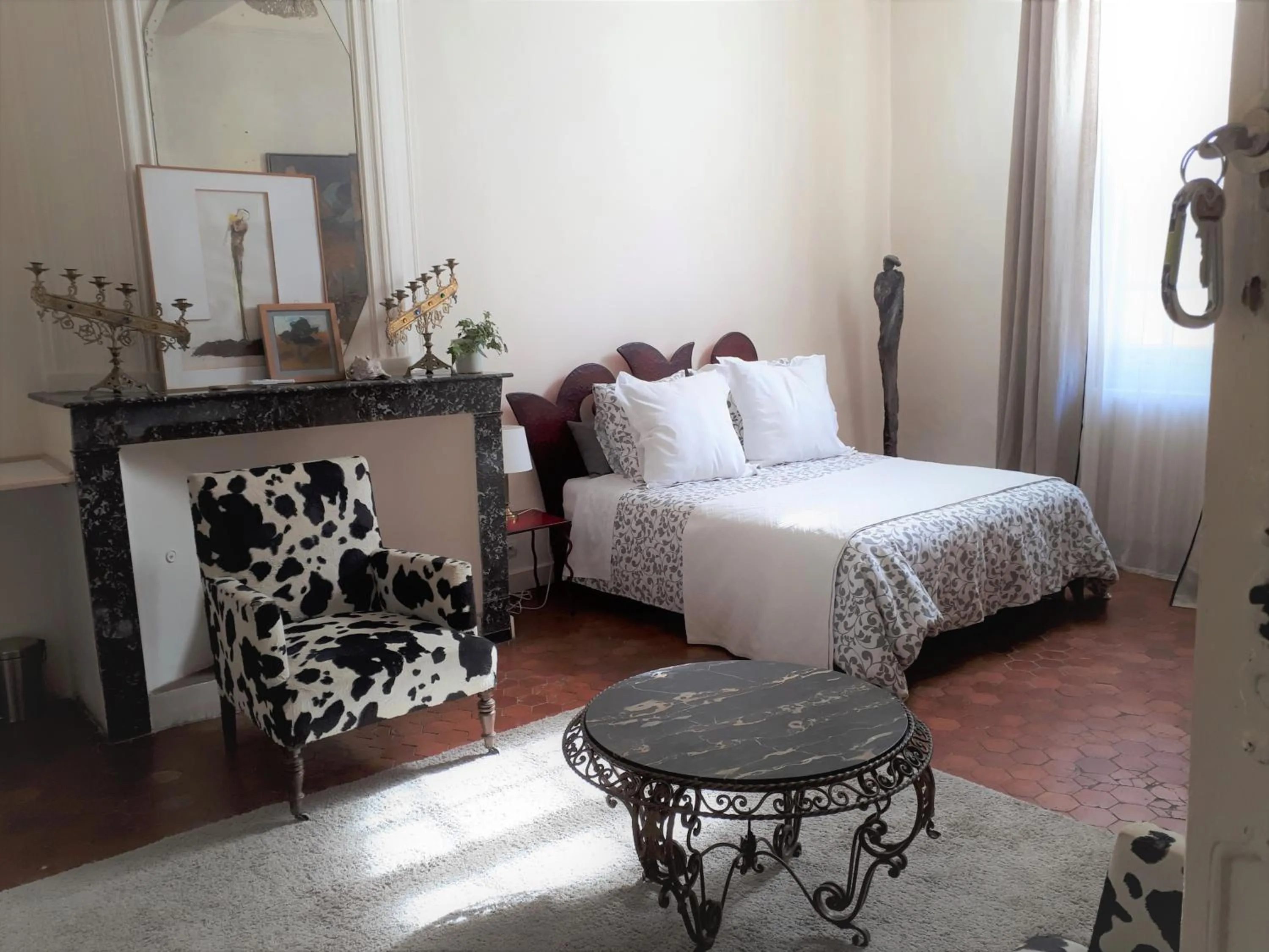 Photo of the whole room, Bed in Ô Anges