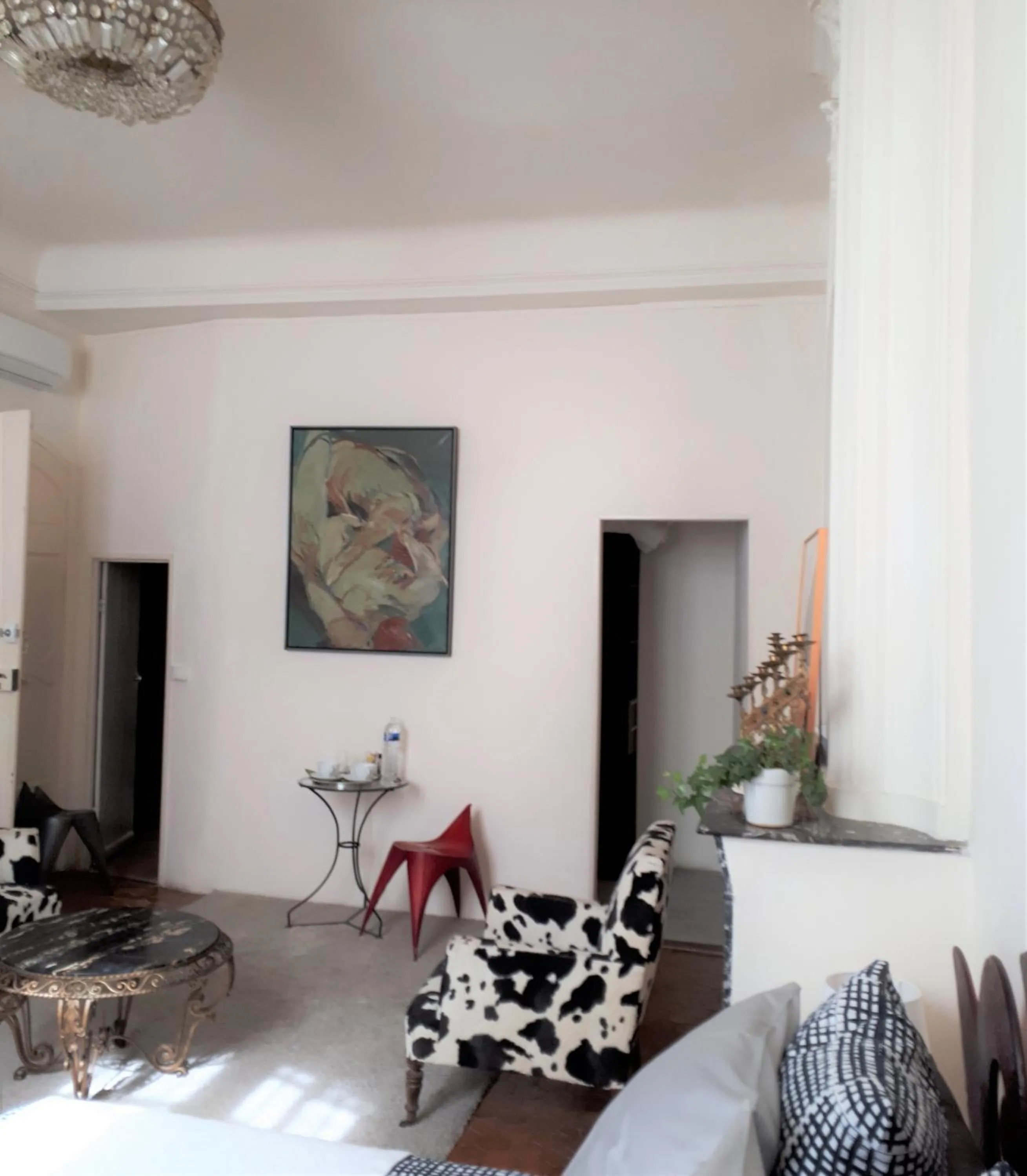 Photo of the whole room in Ô Anges