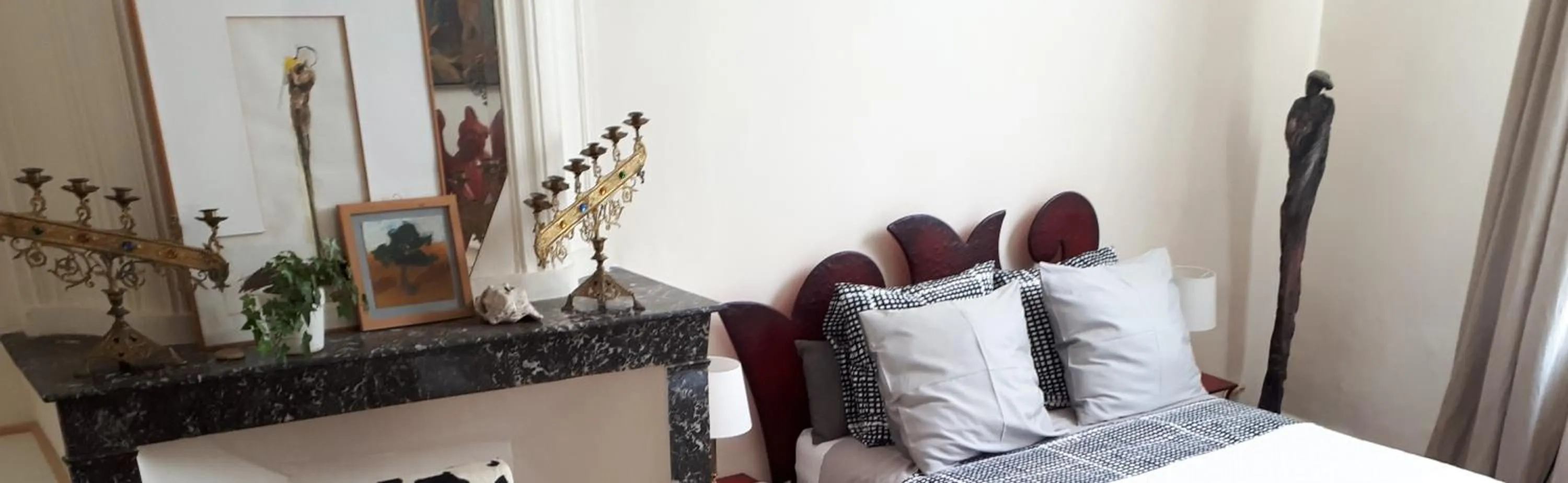 Decorative detail, Bed in Ô Anges