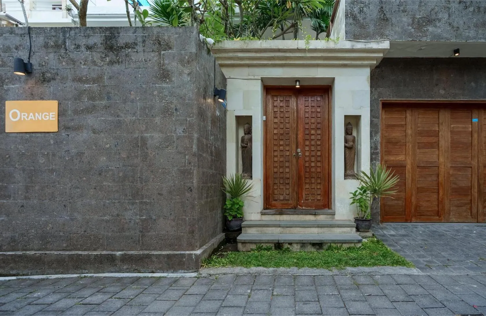 Property building in Villa Orange 3BR Seminyak by Exotic Bali Properties