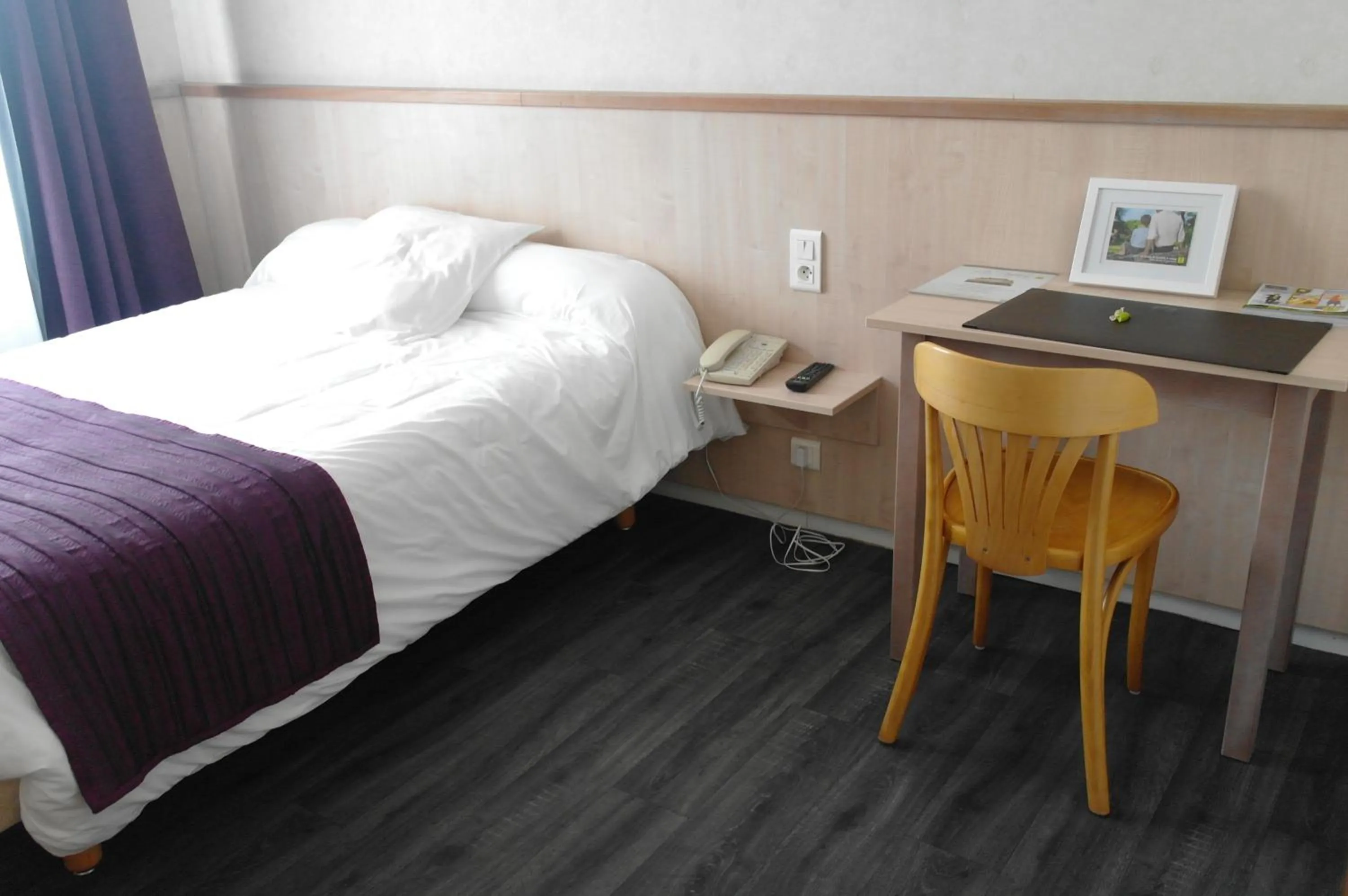 Bed in Hôtel Le Palous