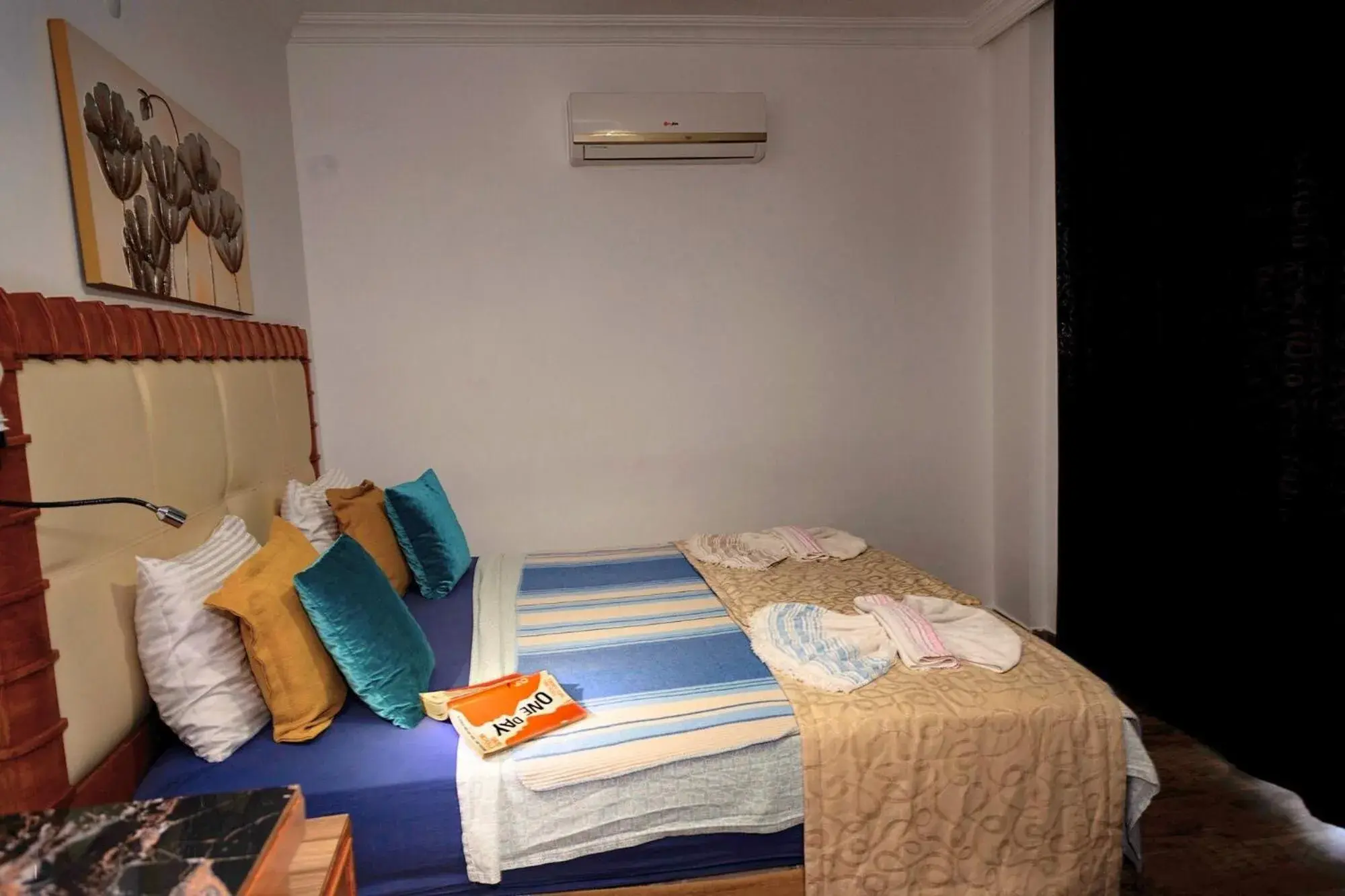 Bed in London Hotel Bed in London Hotel