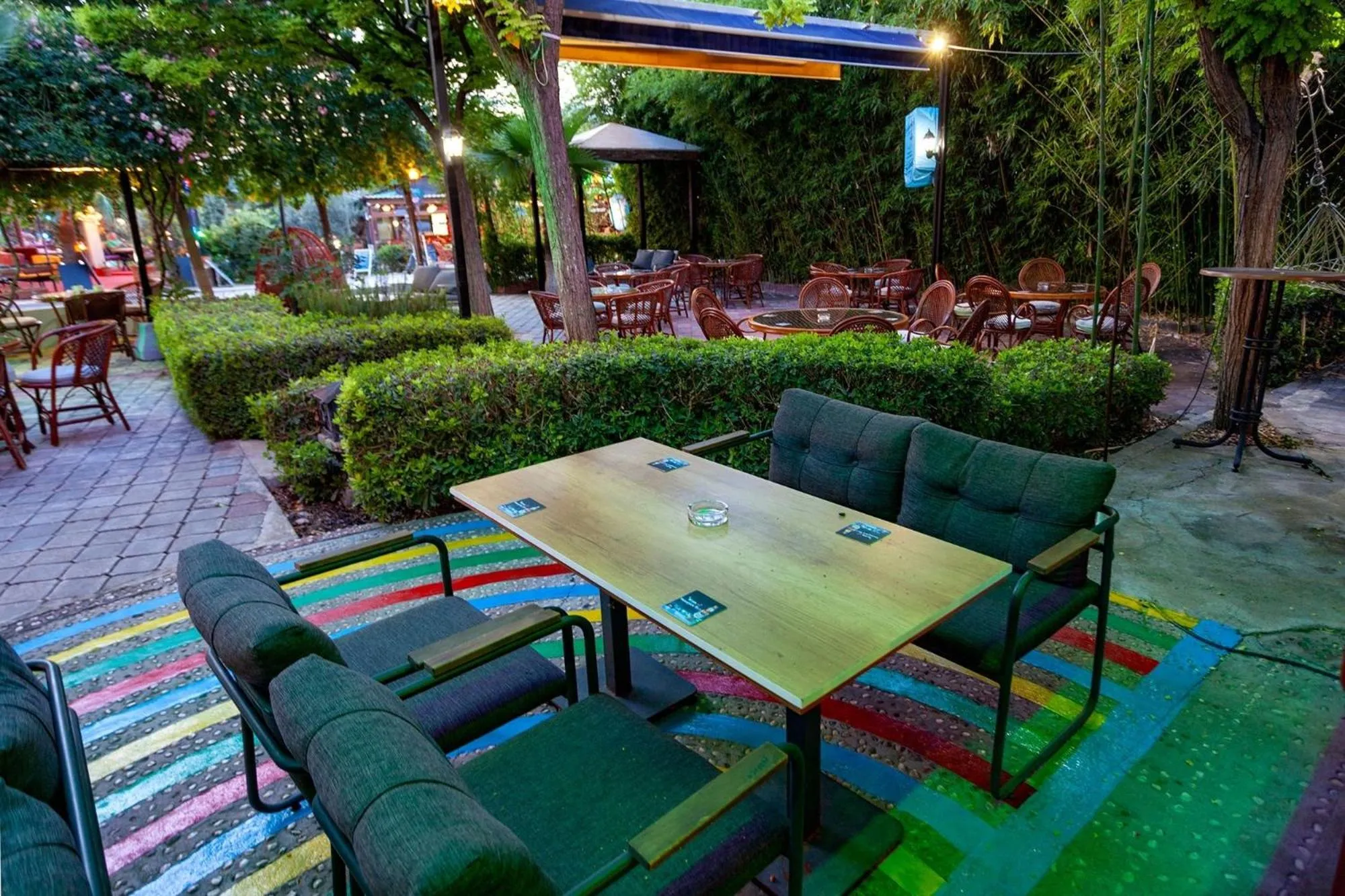 Garden in London Hotel