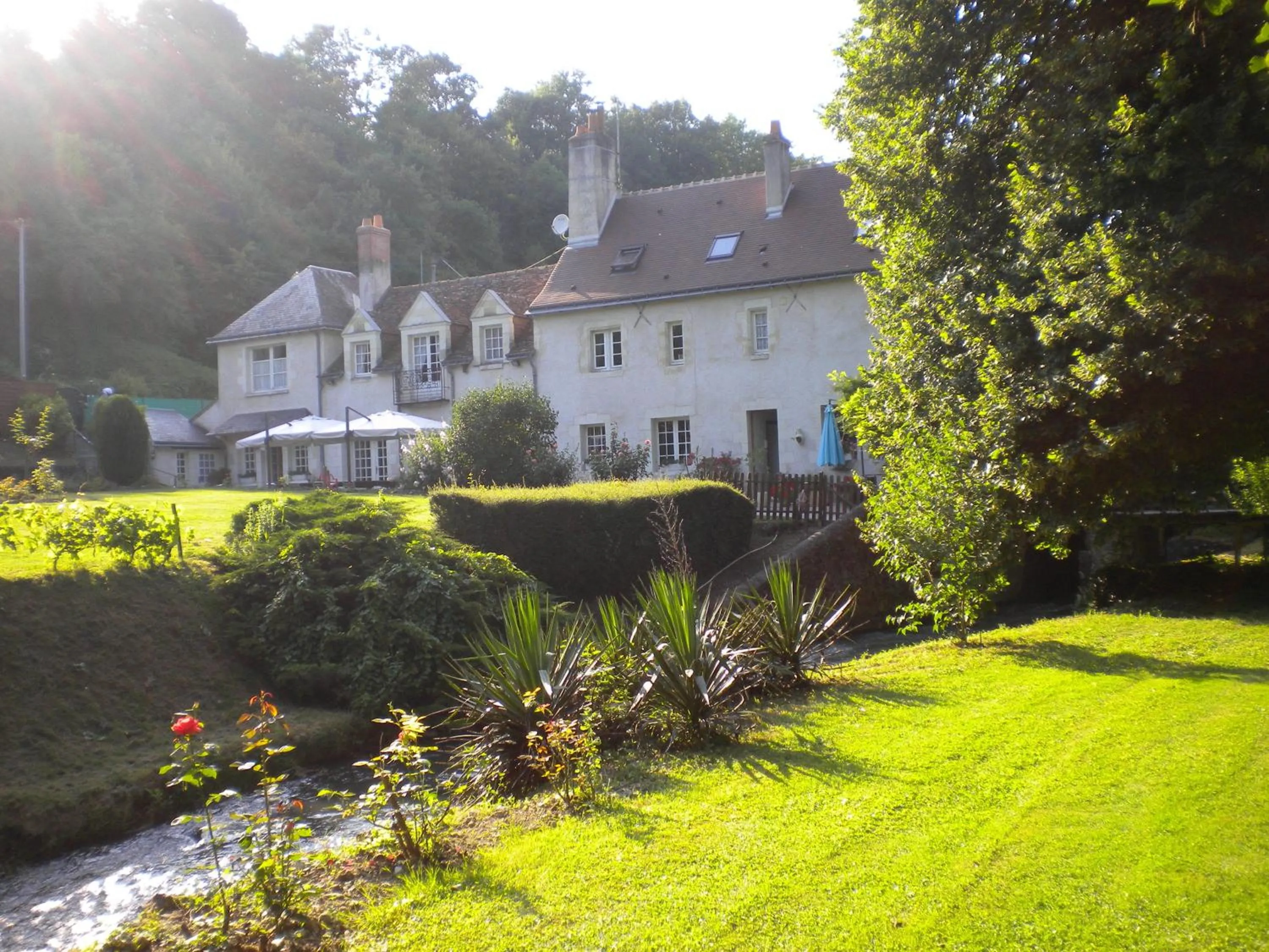 Facade/entrance in Le Moulin Garnier