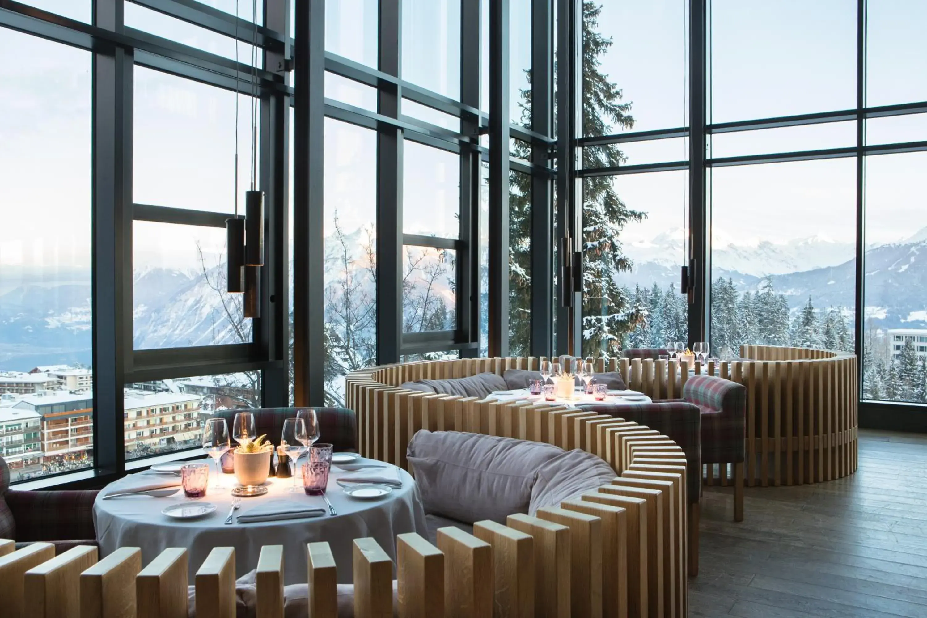 Restaurant/places to eat in Crans Ambassador Restaurant/places to eat in Crans Ambassador