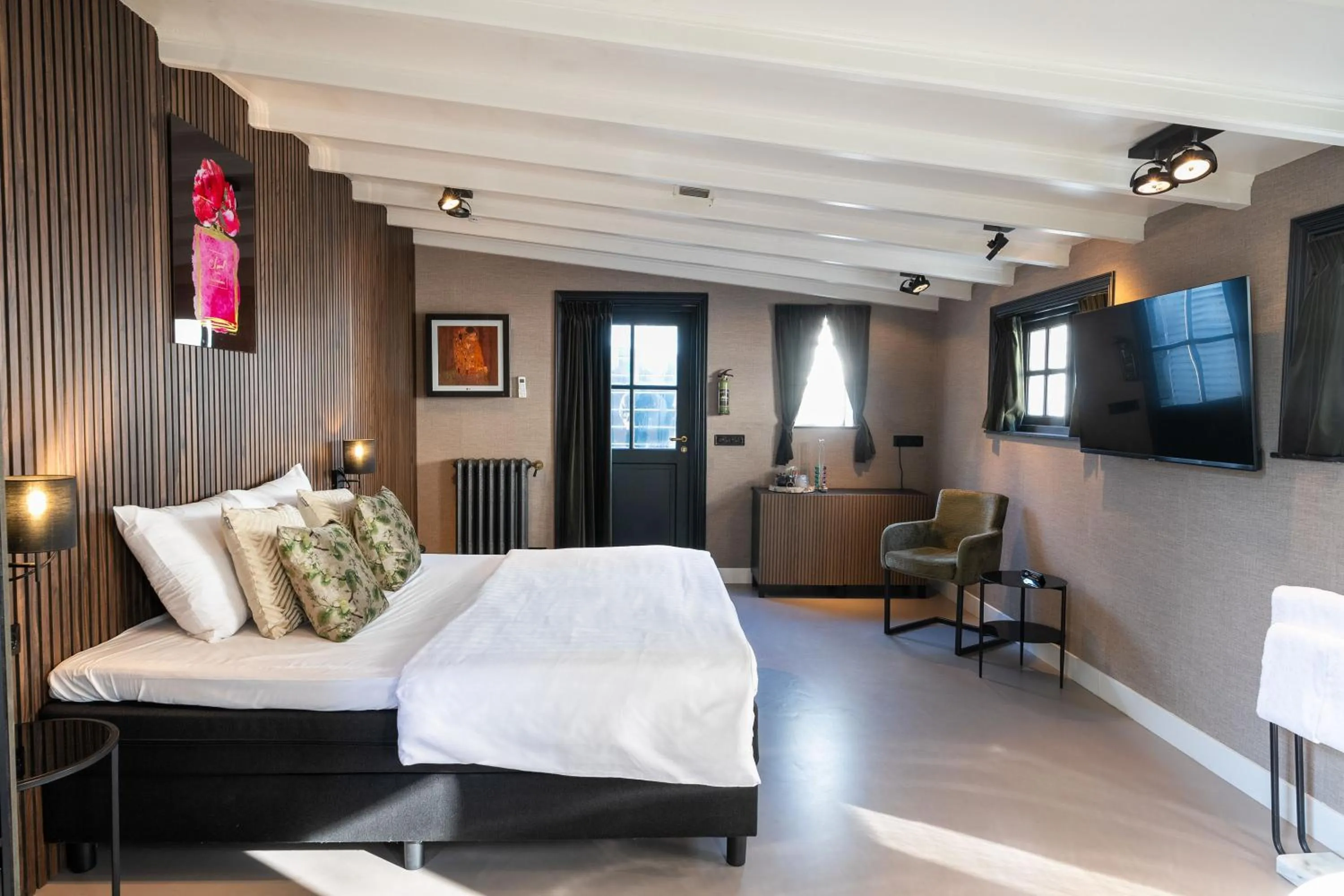 Bed in Small Luxury Boutique Hotel Wilma J