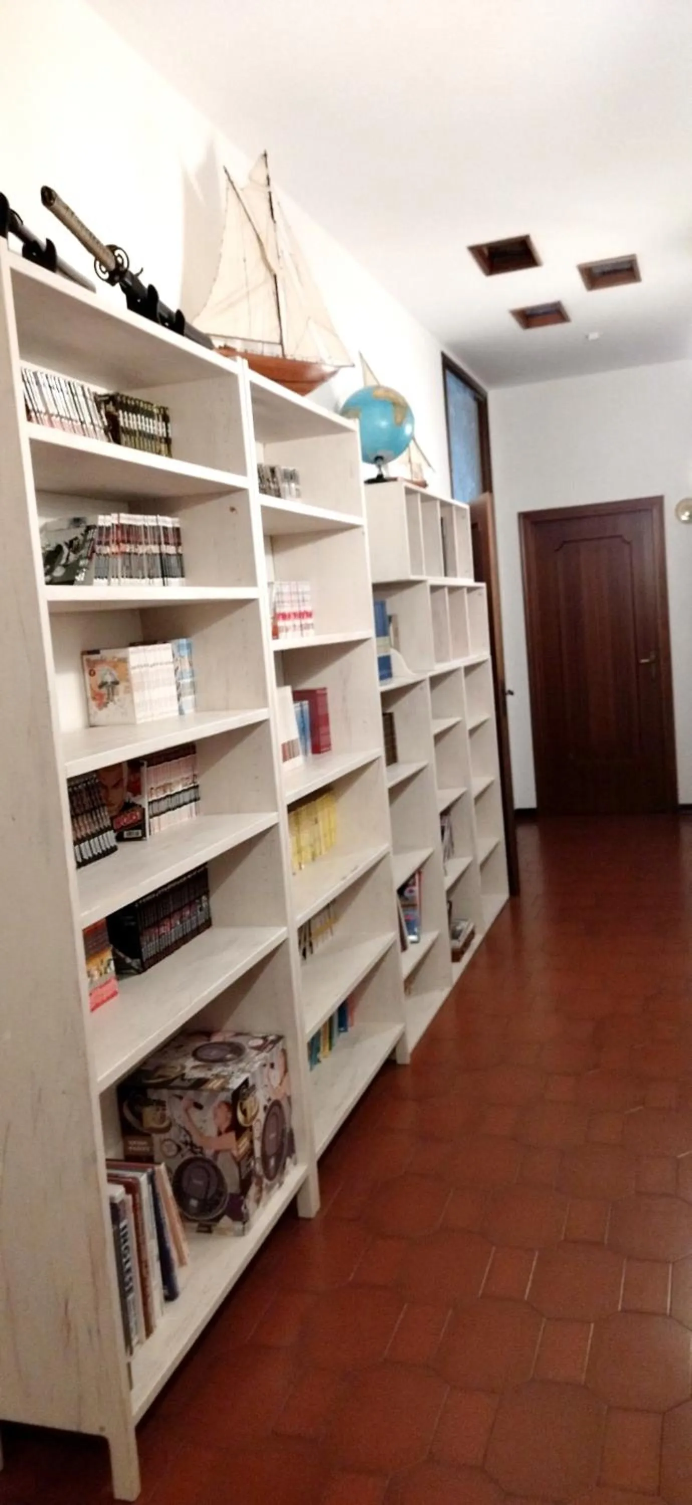 Library in VILLA MOLINELLA