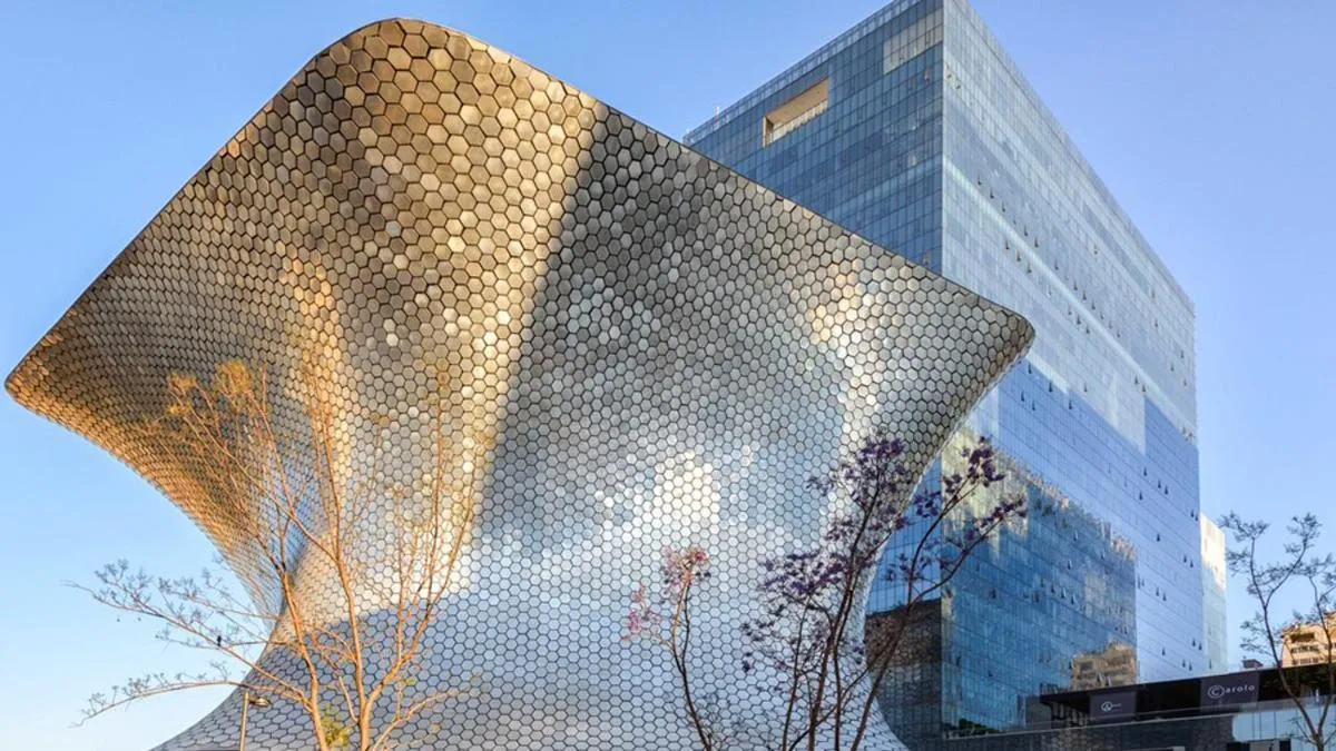 Nearby landmark in Caravansaro Vazquez de Mella 347 Polanco